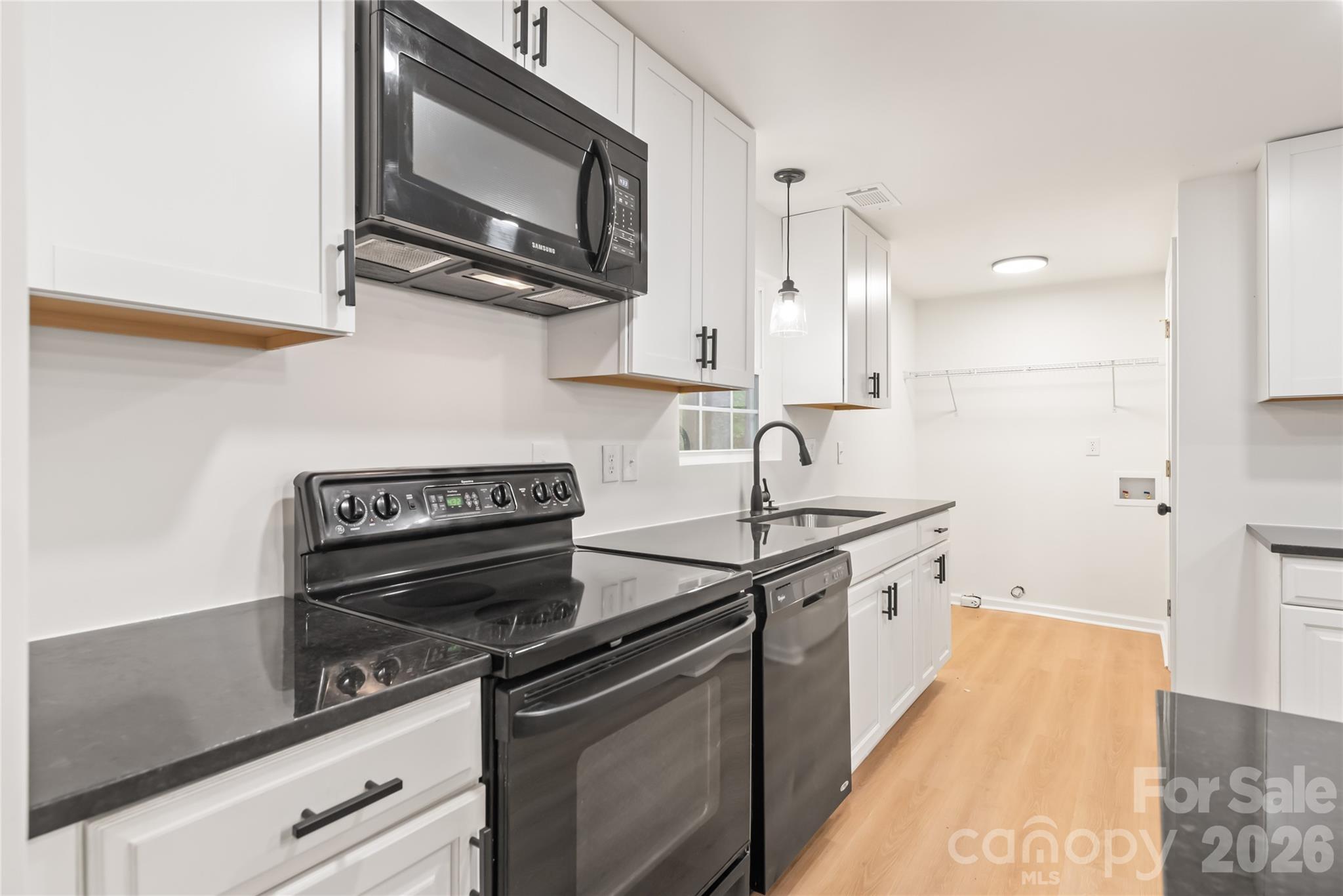 8412 Strider Drive — Charlotte