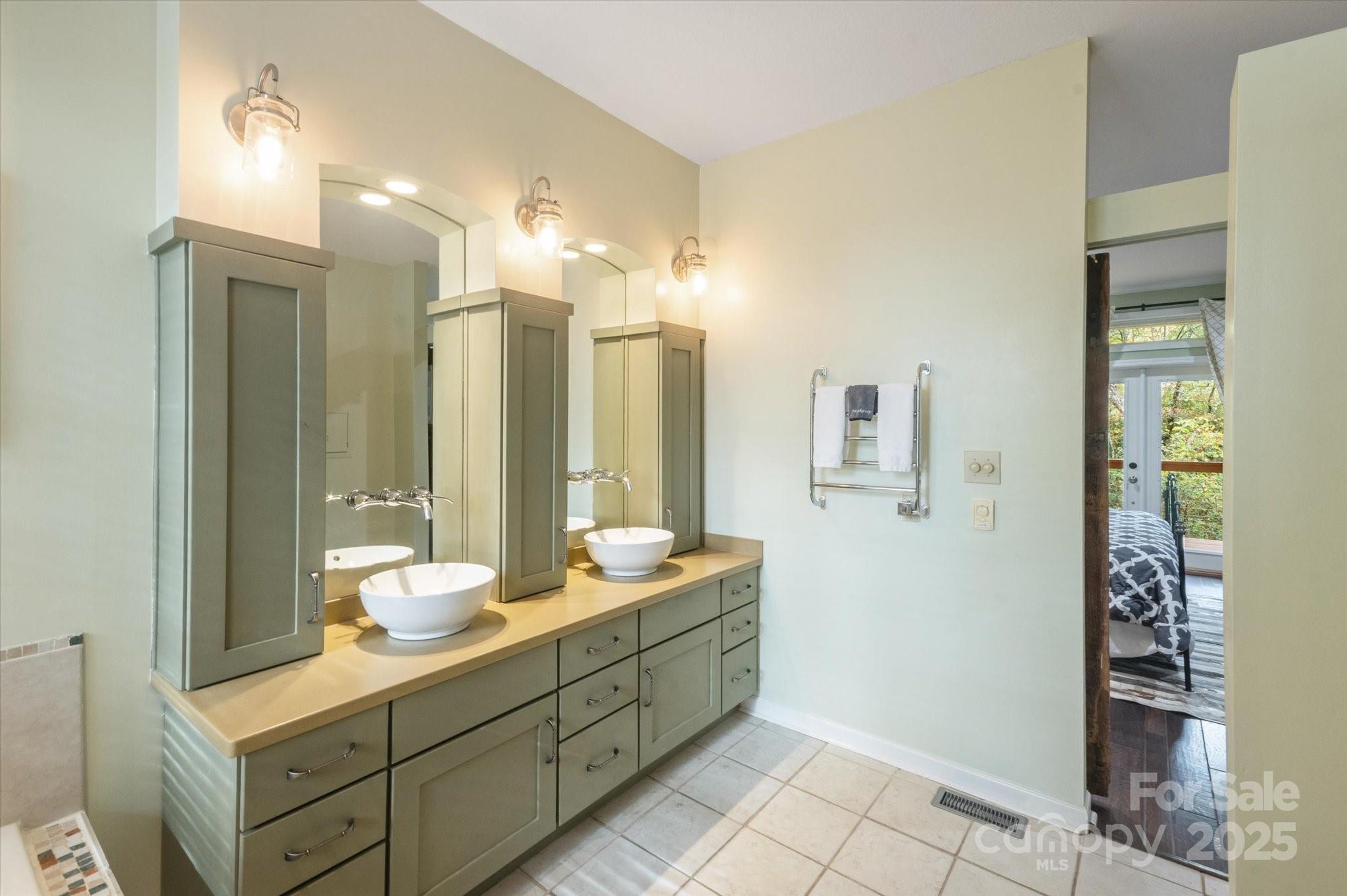 94 Davey Crockett Road — Fairview