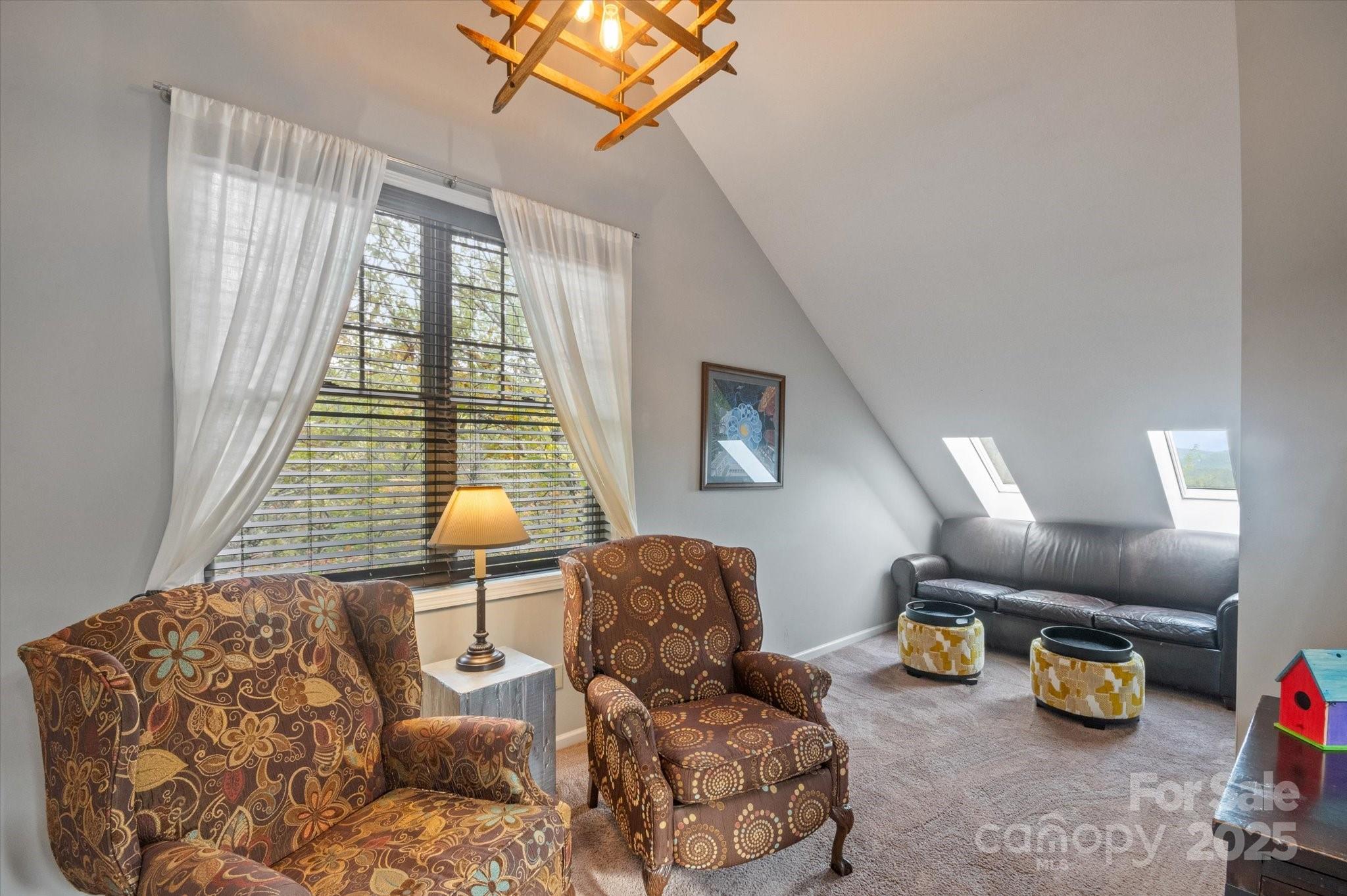 94 Davey Crockett Road — Fairview