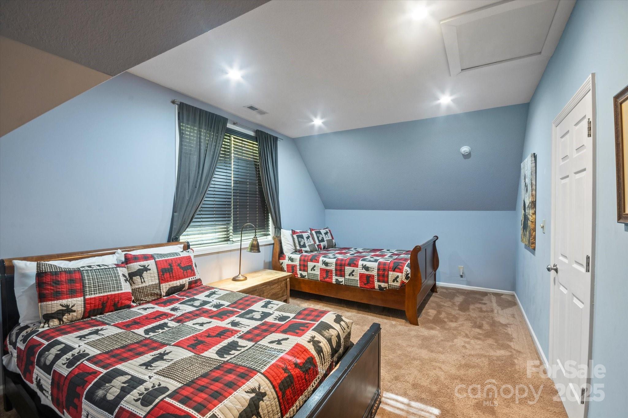 94 Davey Crockett Road — Fairview