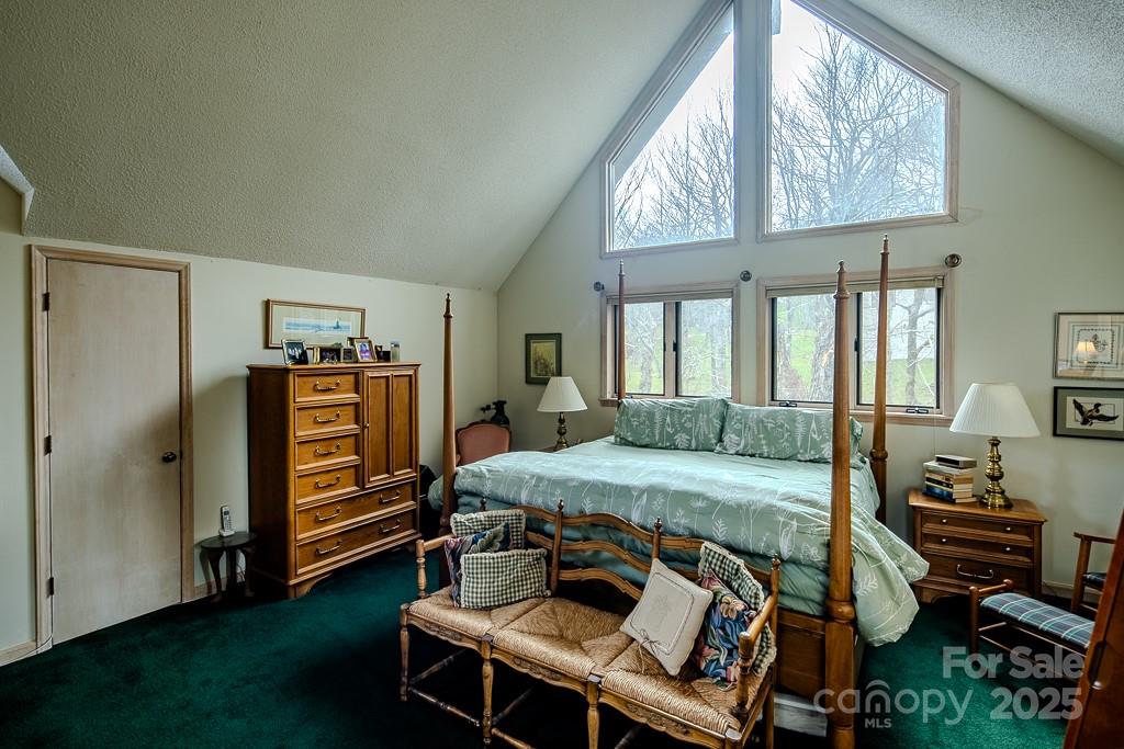 130 Skiway Circle — Beech Mountain