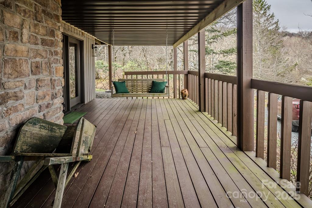 130 Skiway Circle — Beech Mountain