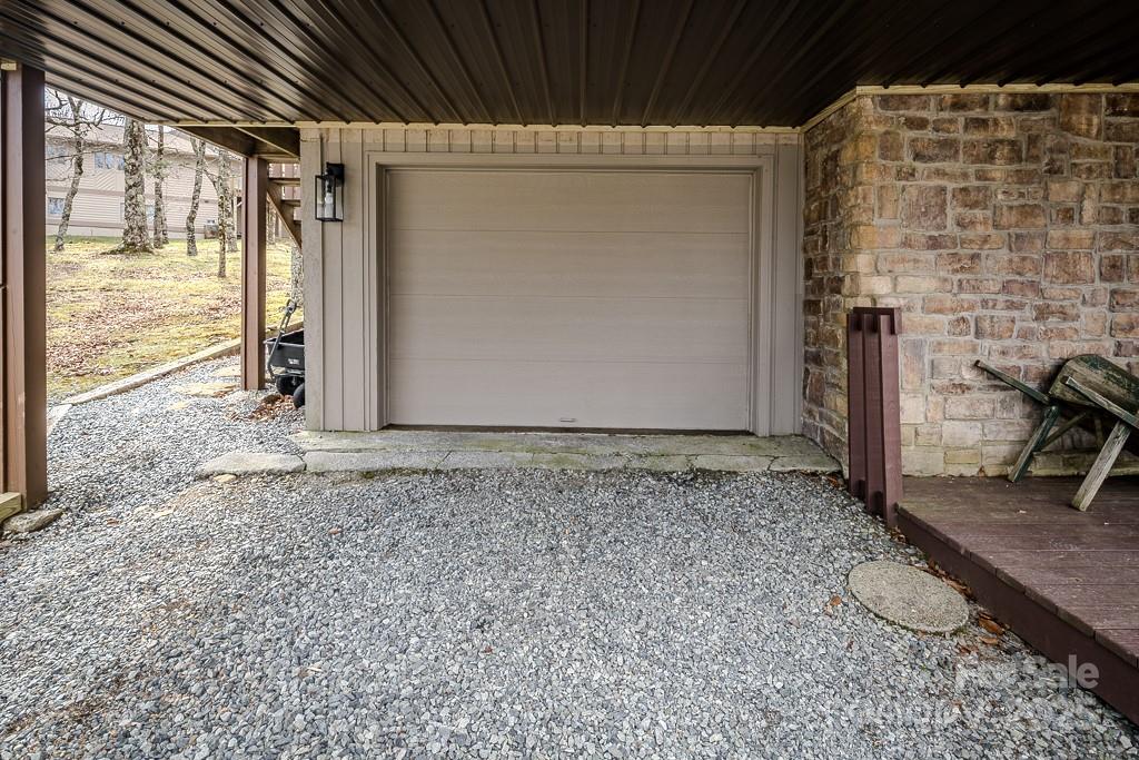 130 Skiway Circle — Beech Mountain