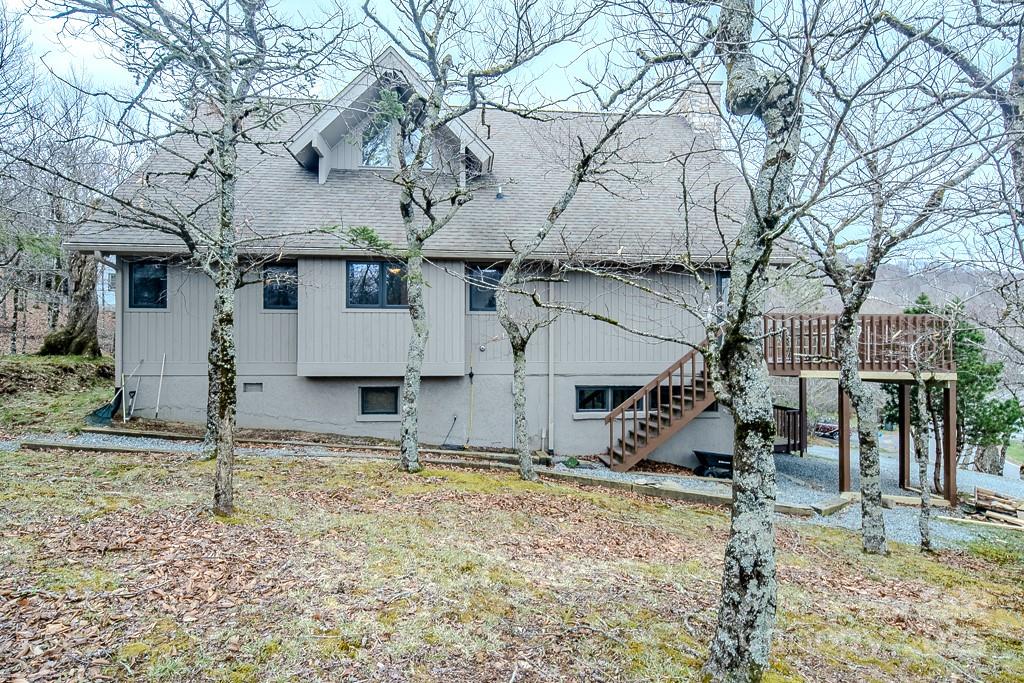 130 Skiway Circle — Beech Mountain