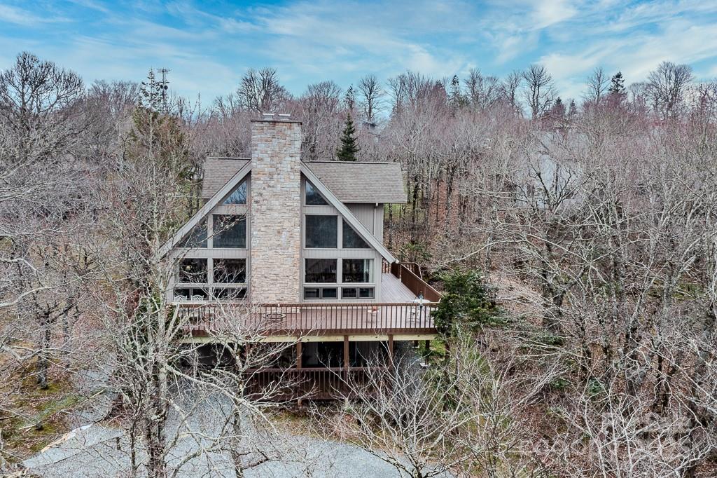 130 Skiway Circle — Beech Mountain