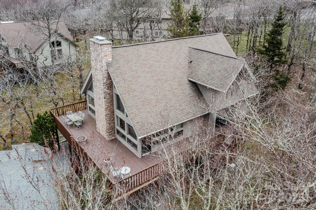 130 Skiway Circle — Beech Mountain