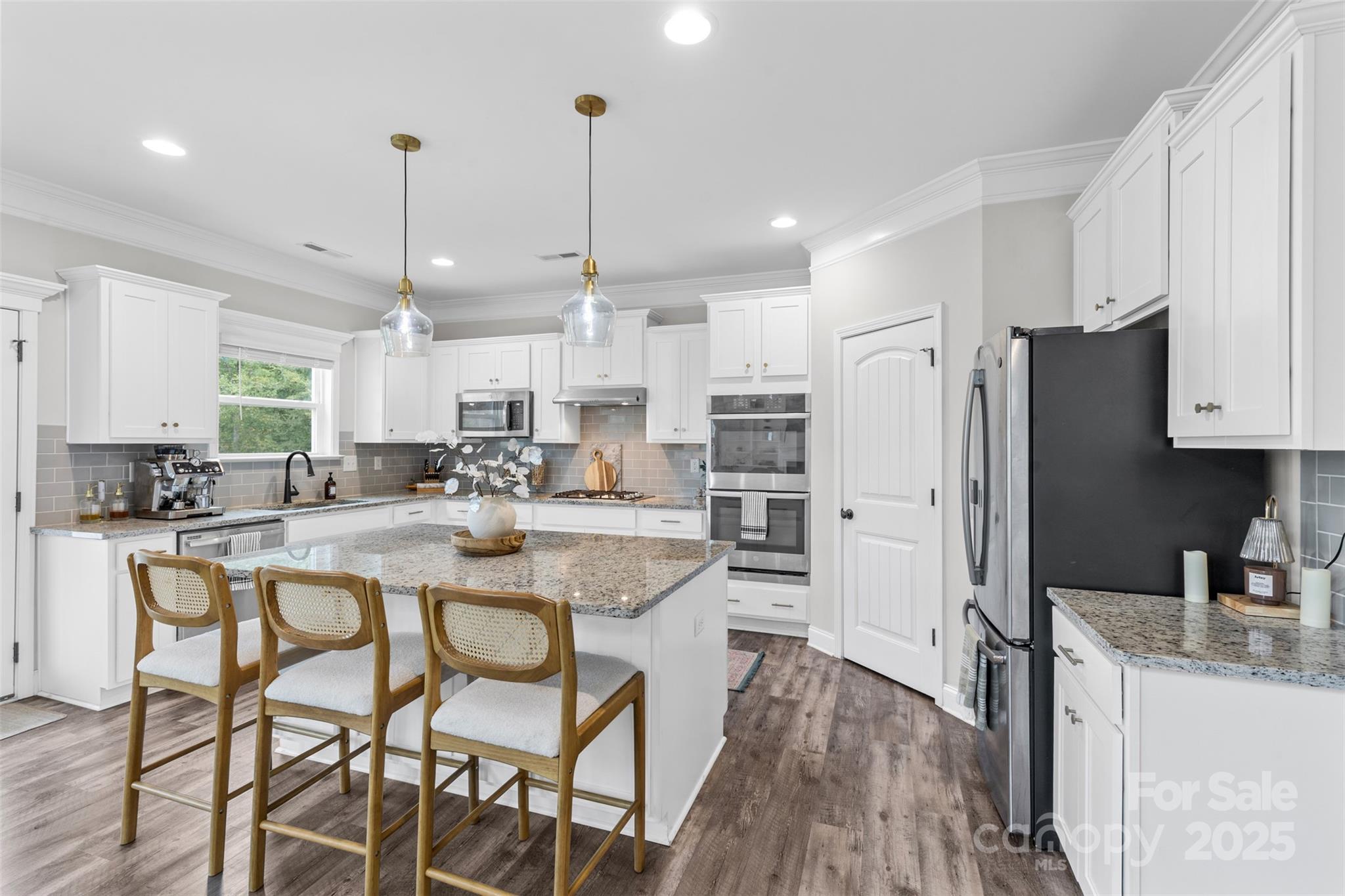 2633 Lakefront Drive — Belmont