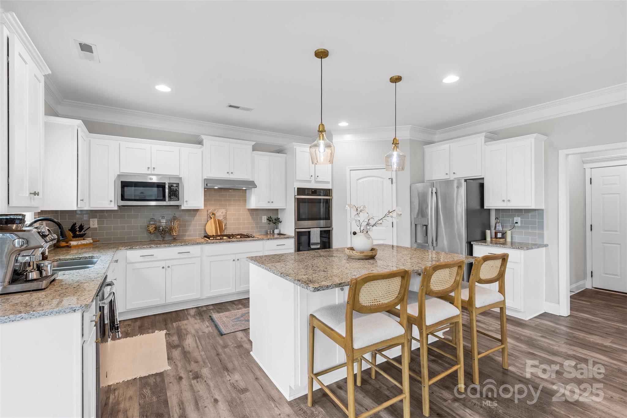 2633 Lakefront Drive — Belmont