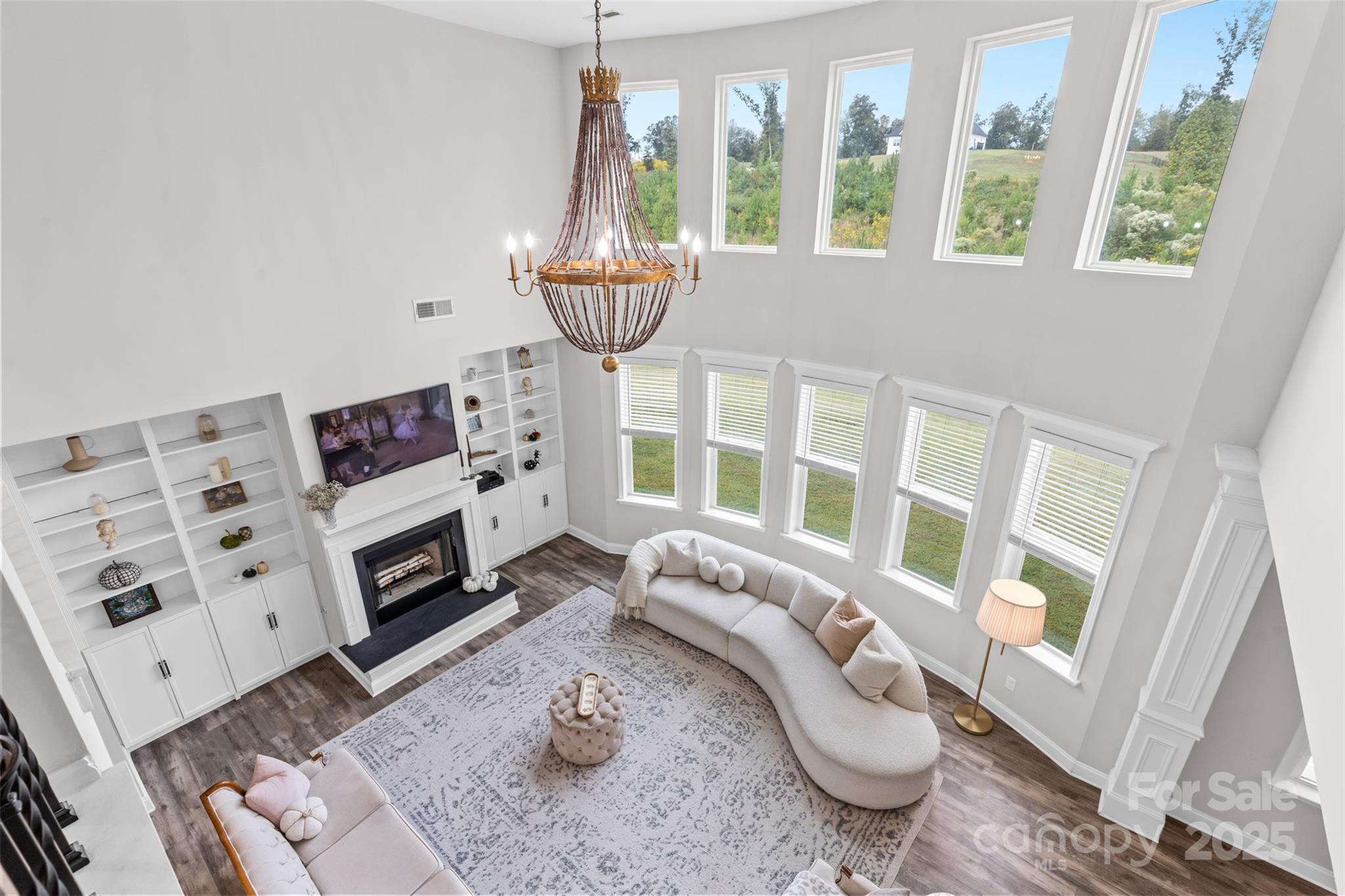 2633 Lakefront Drive — Belmont