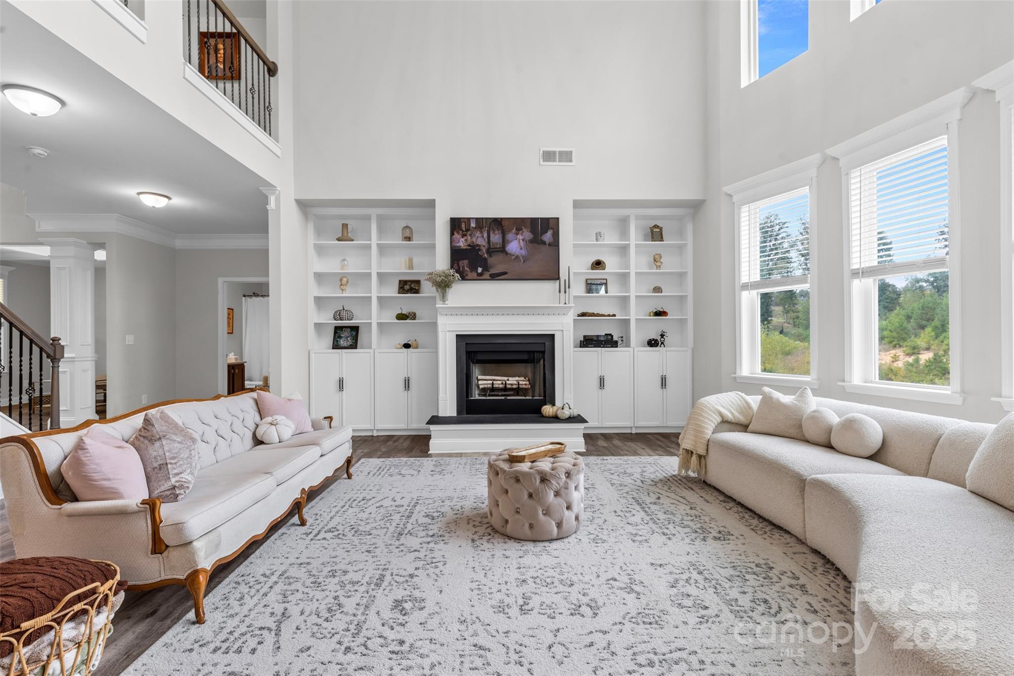 2633 Lakefront Drive — Belmont