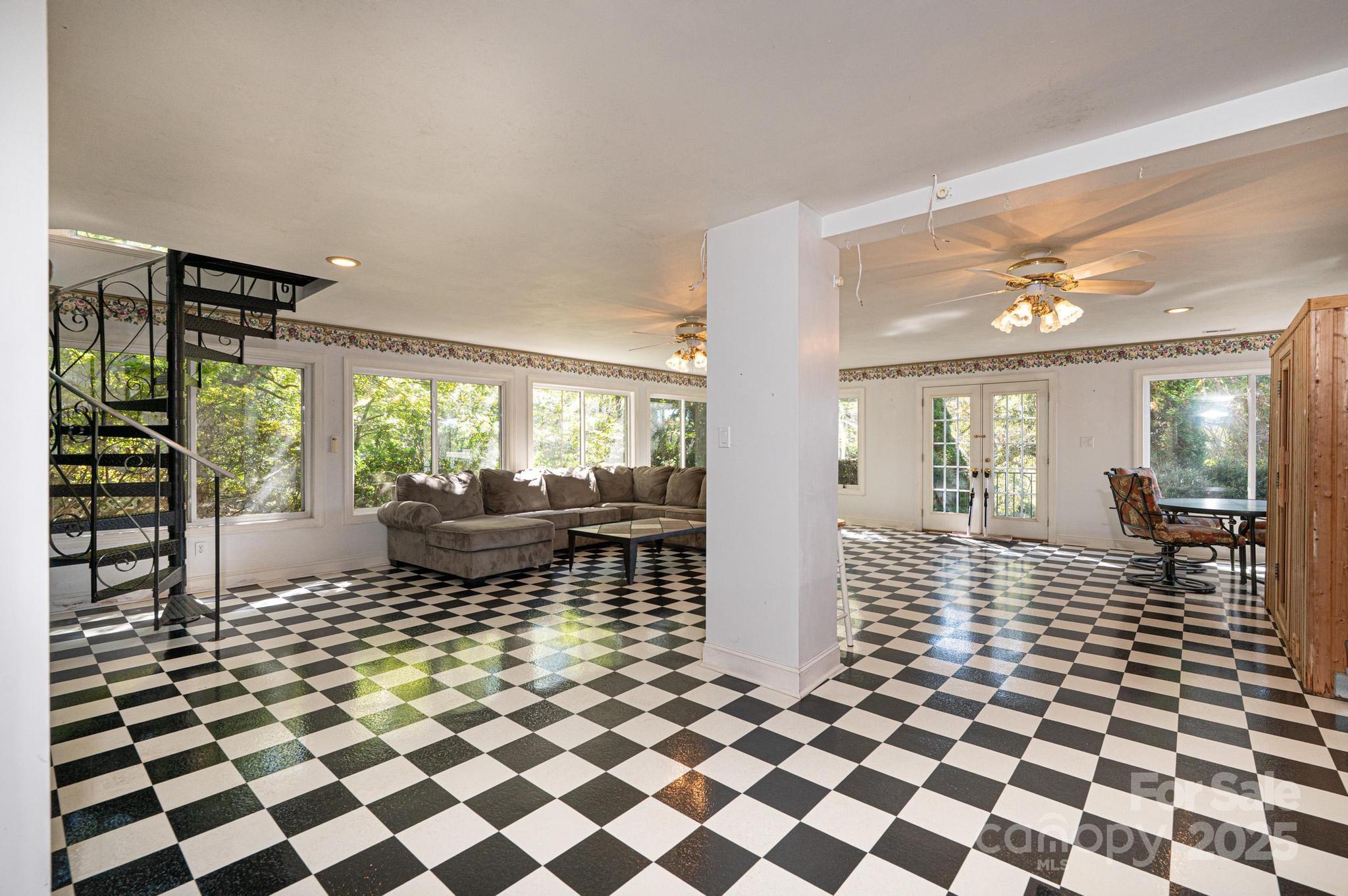 10 Riverview Circle — Granite Falls