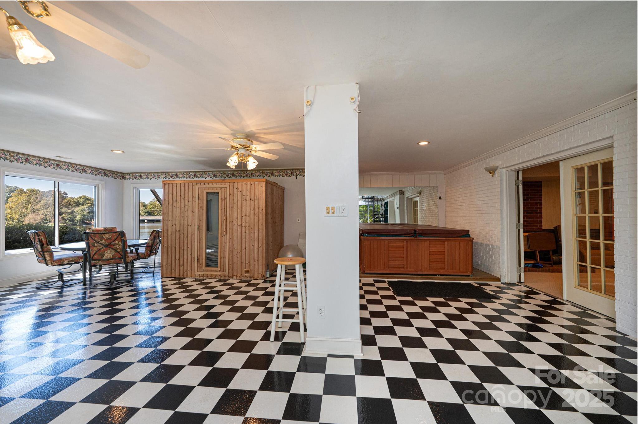 10 Riverview Circle — Granite Falls