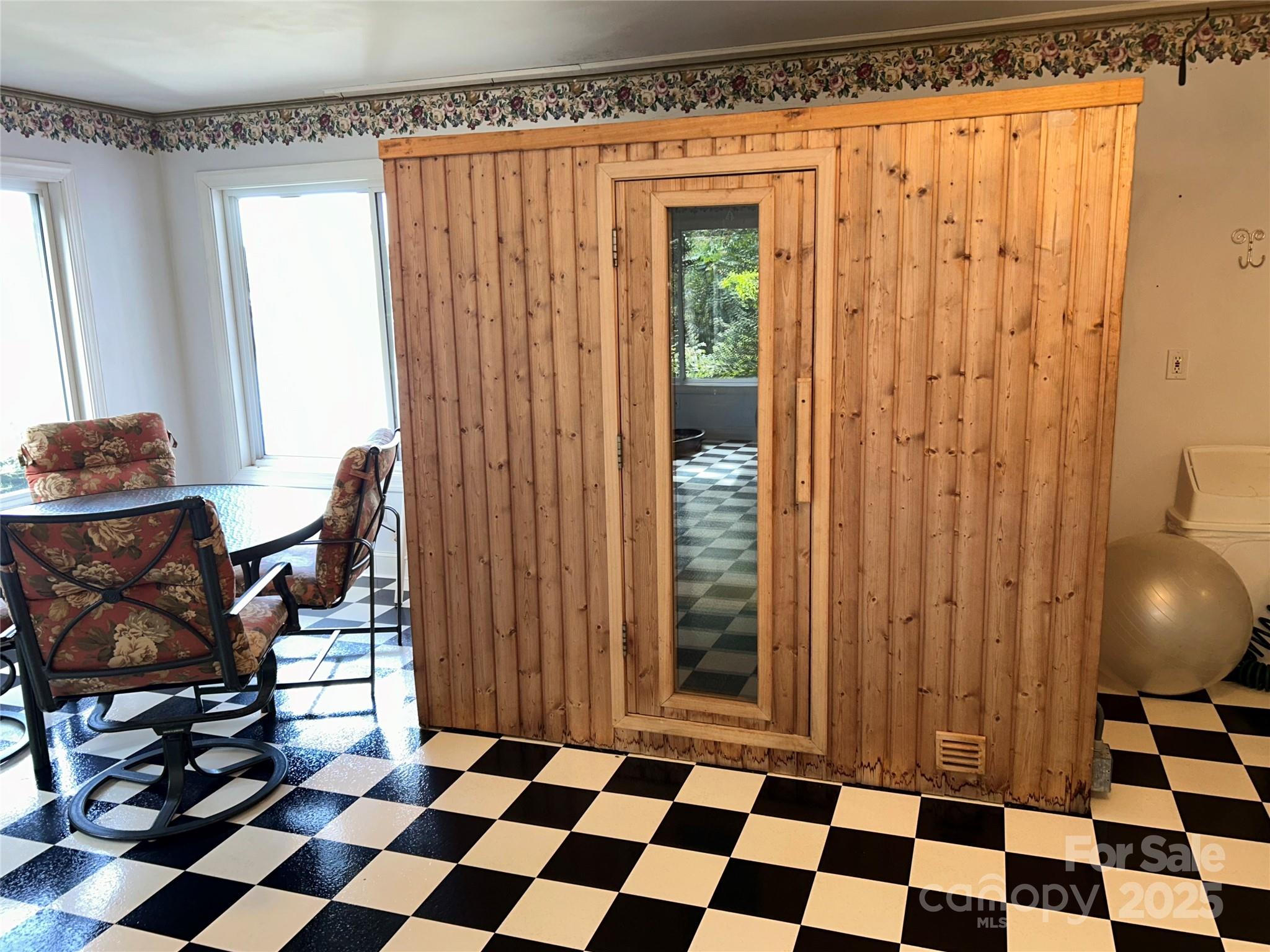 10 Riverview Circle — Granite Falls