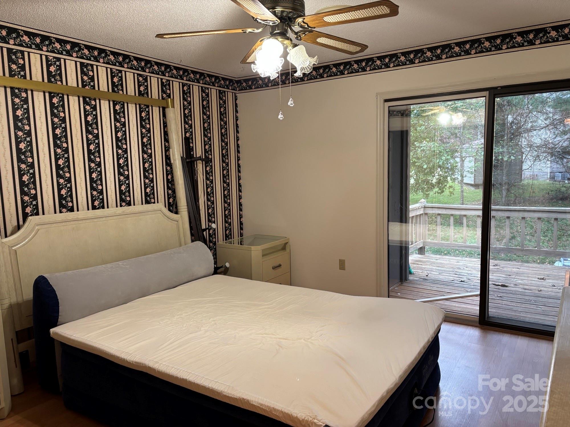 655 Overlook Drive #C — Spruce Pine
