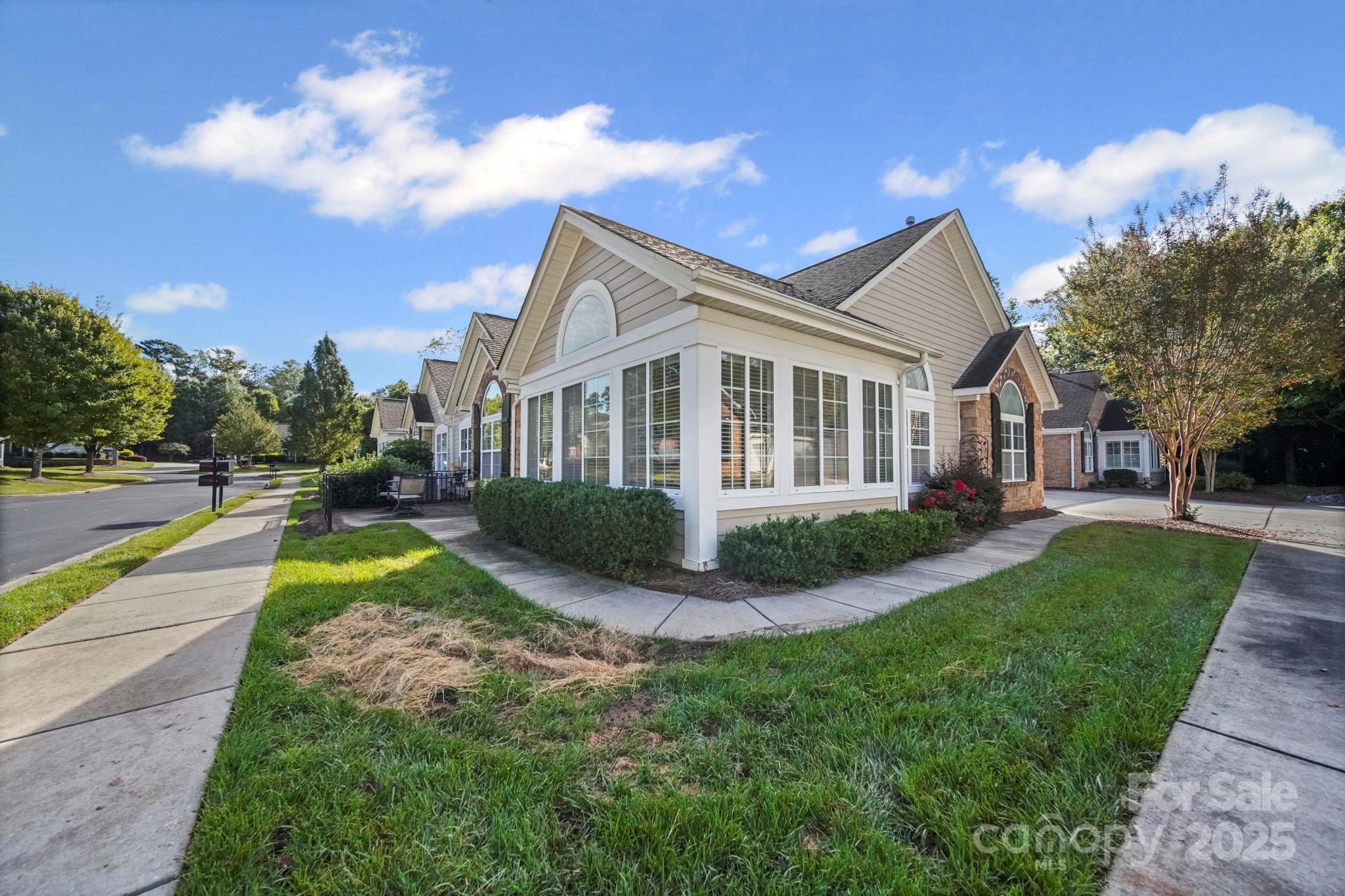 248 Lone Oak Circle — Rock Hill