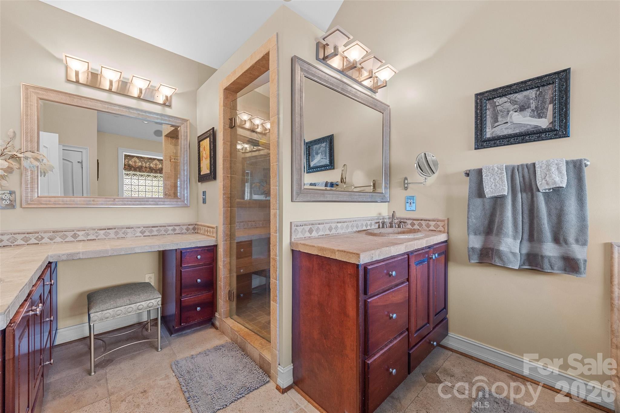 5650 Riverfront Road — Clover