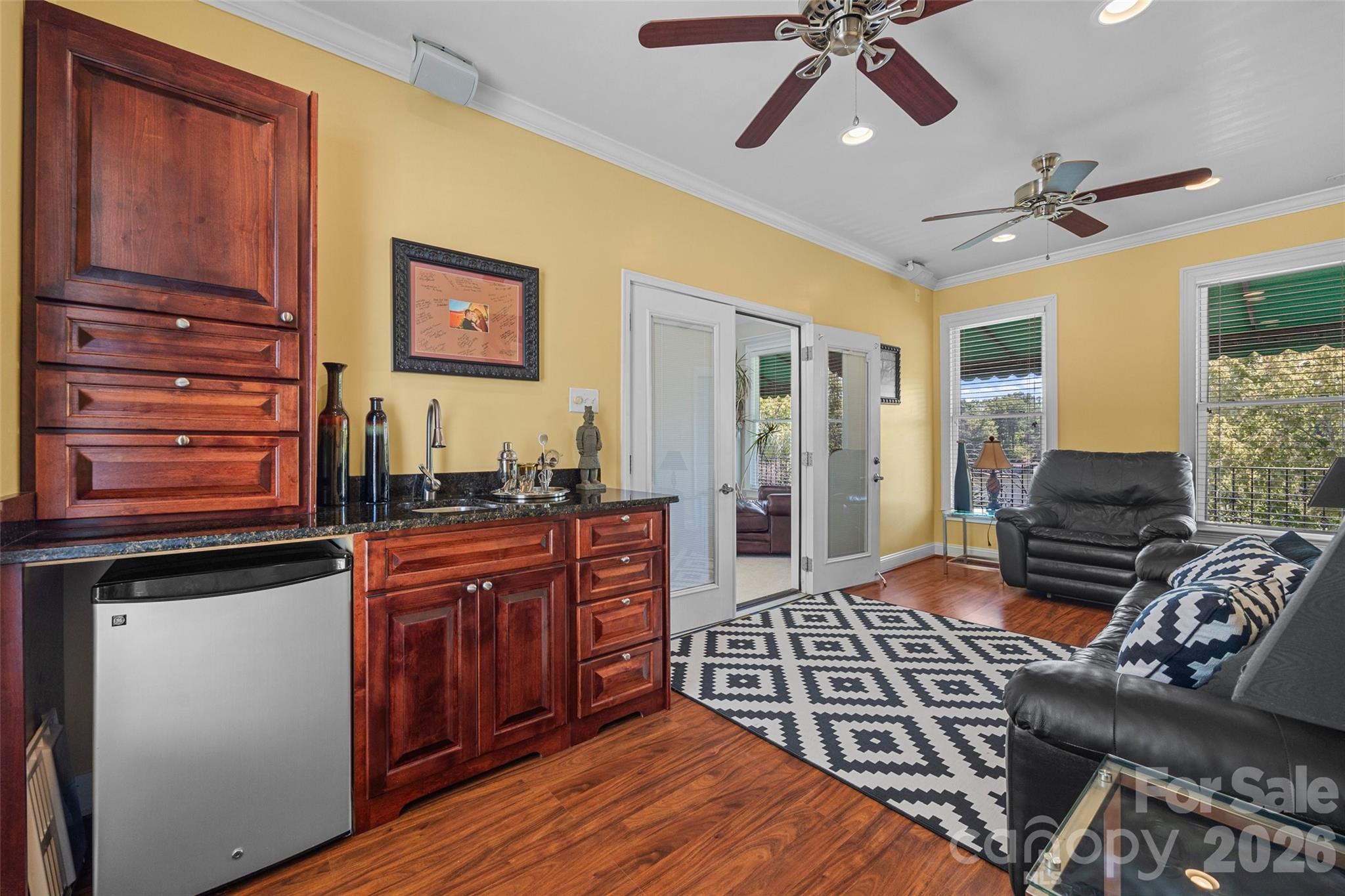 5650 Riverfront Road — Clover