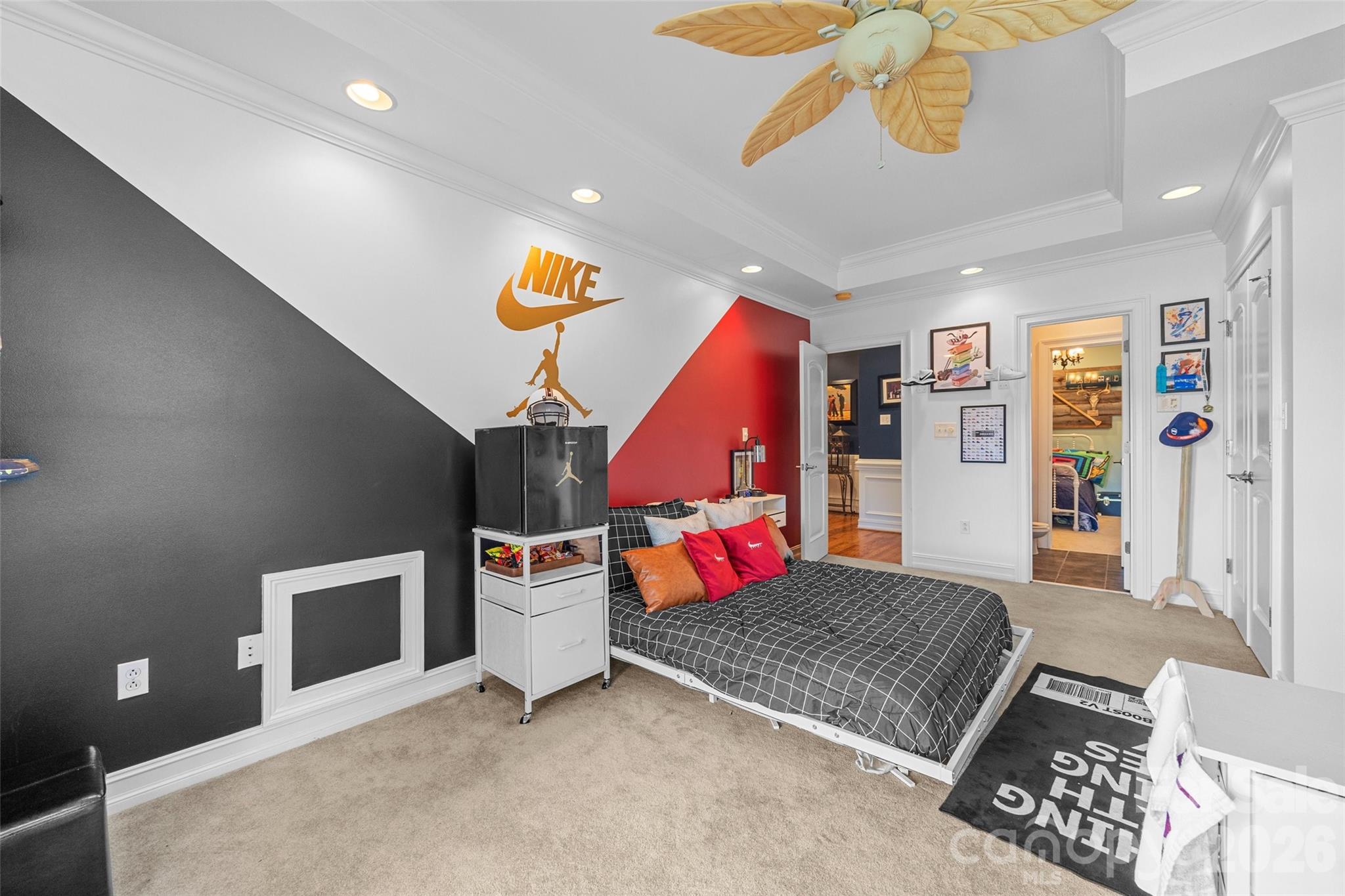 5650 Riverfront Road — Clover