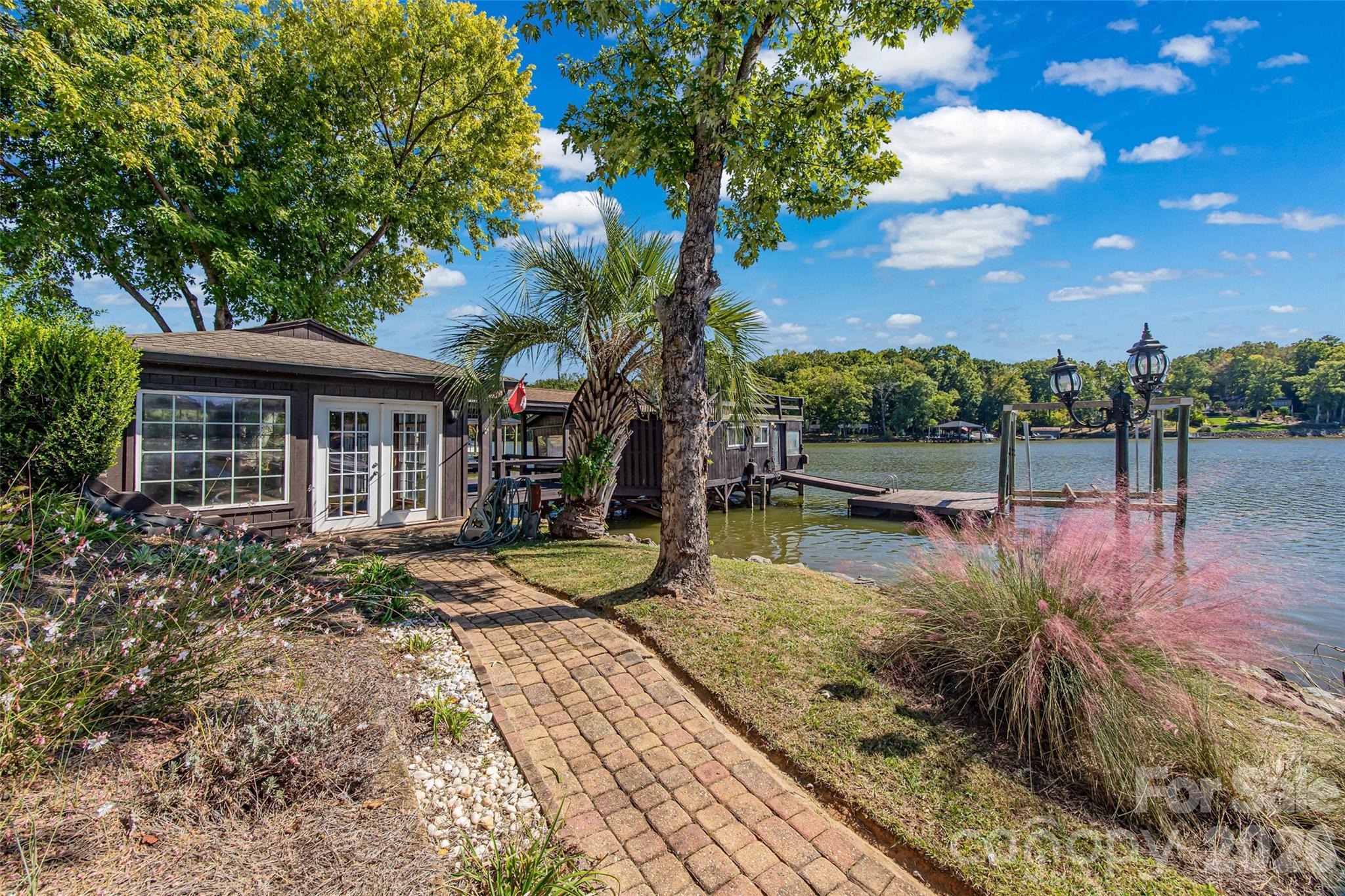 5650 Riverfront Road — Clover