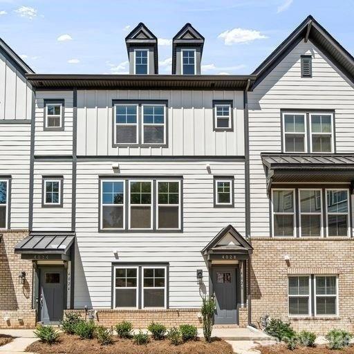 4028 Hidden Oaks Drive — Charlotte