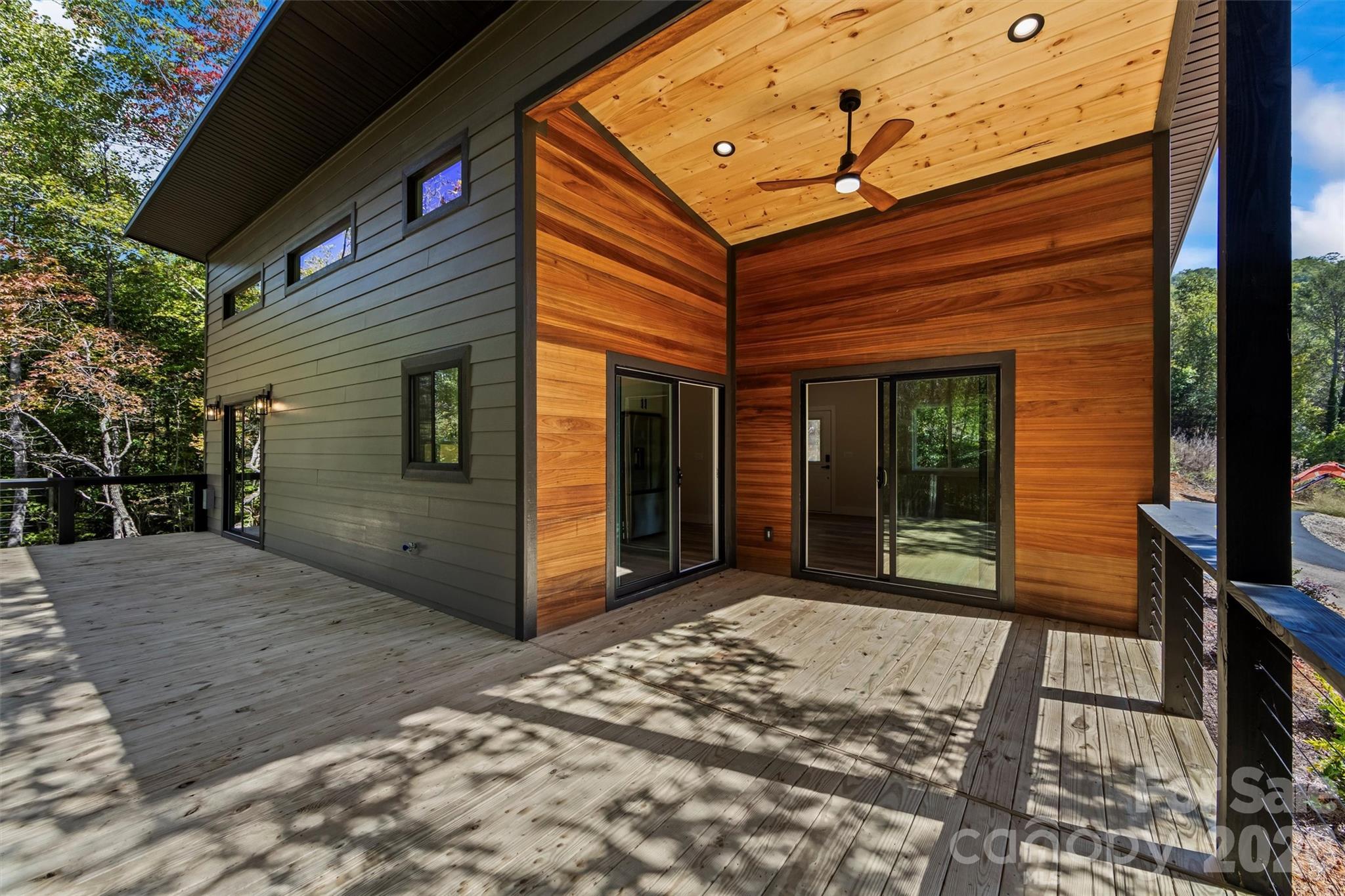 71 Mountain Trace Point — Bryson City