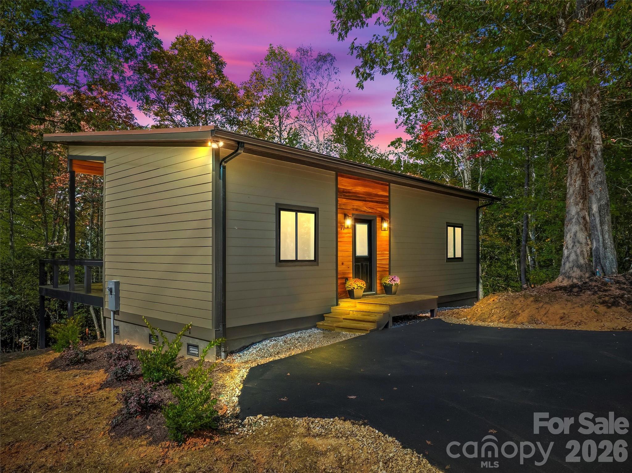 71 Mountain Trace Point — Bryson City