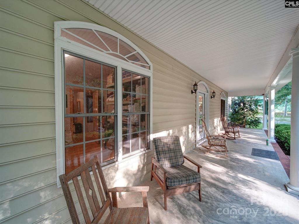 1239 John G Richards Road — Camden