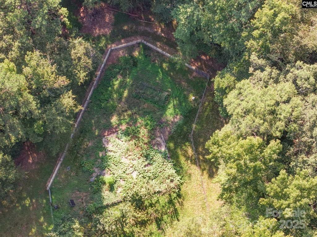 1239 John G Richards Road — Camden