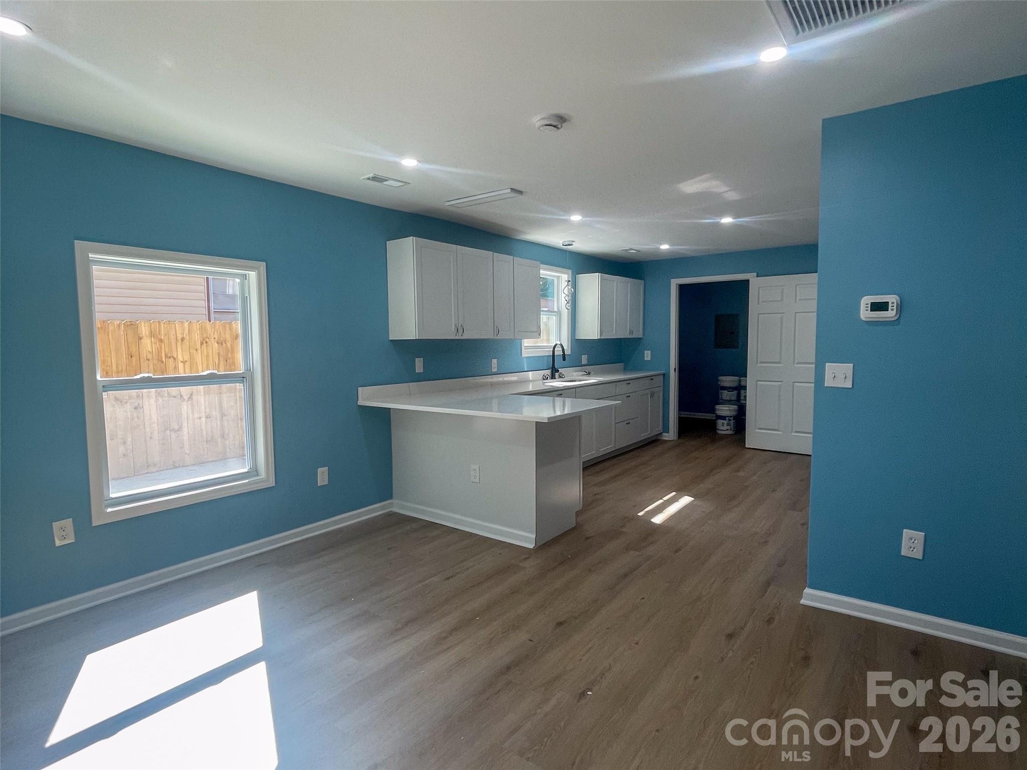 433 Clinton Avenue — Lancaster