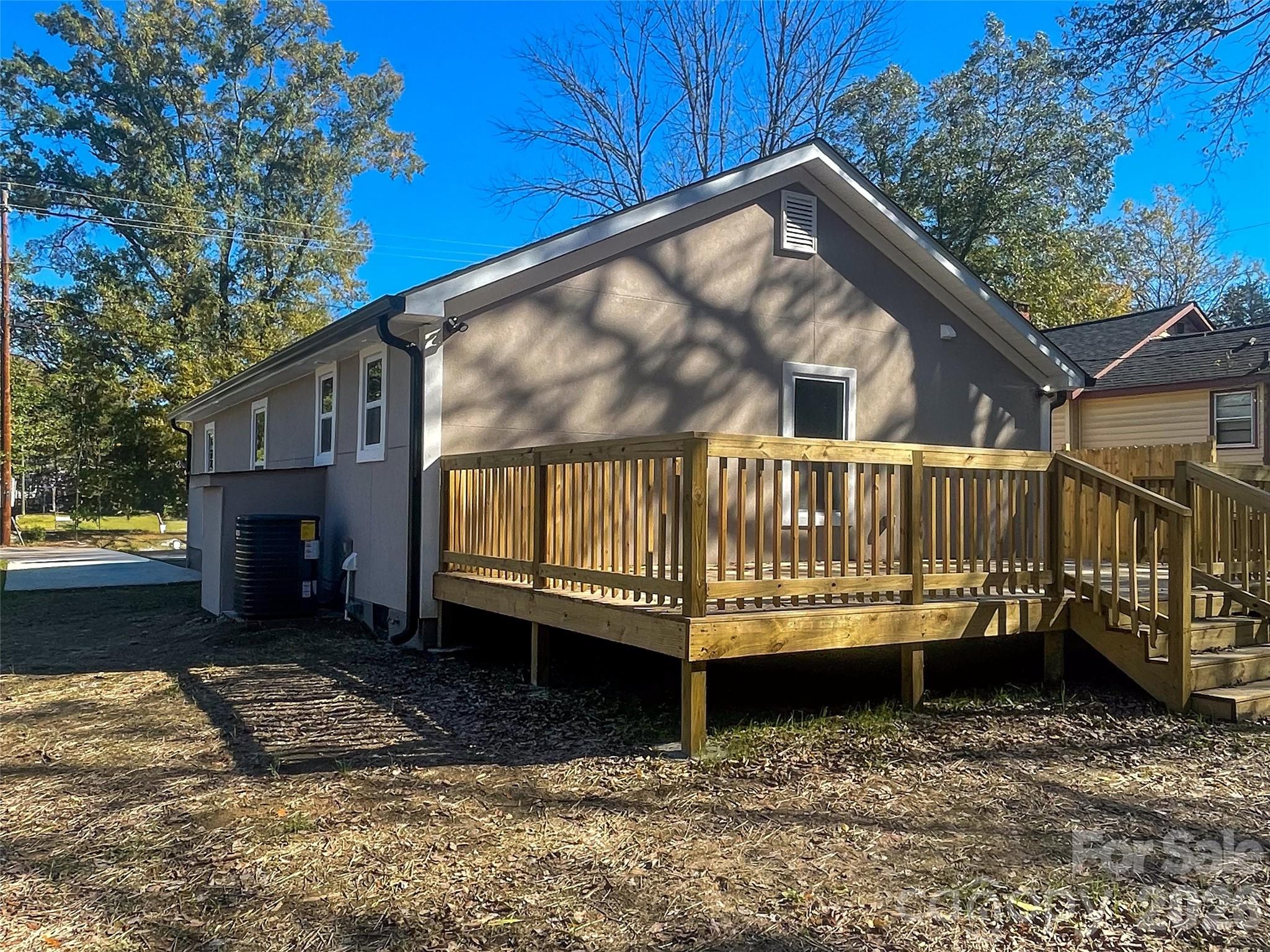 433 Clinton Avenue — Lancaster