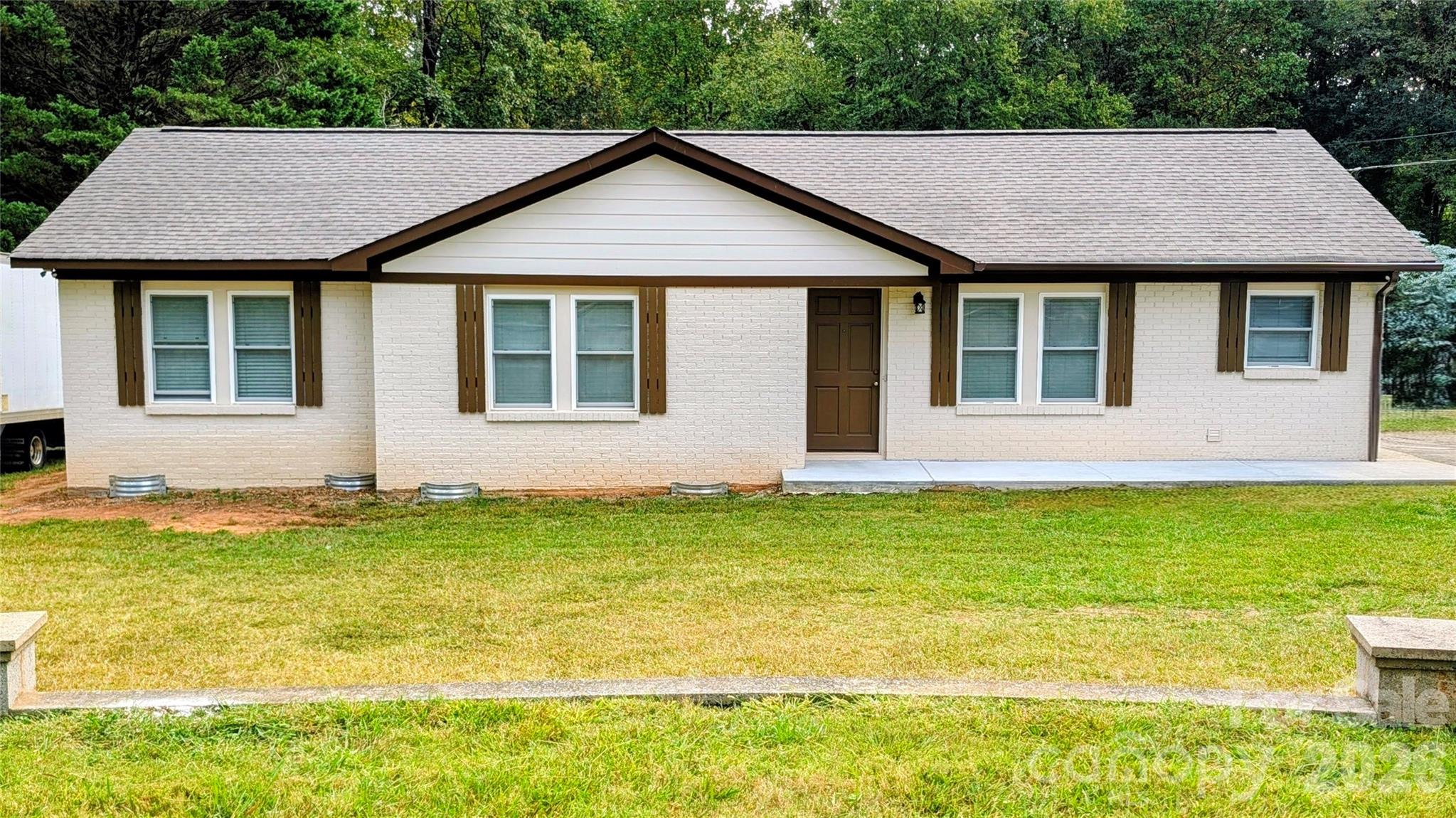 3220 Jonesberry Road — Matthews