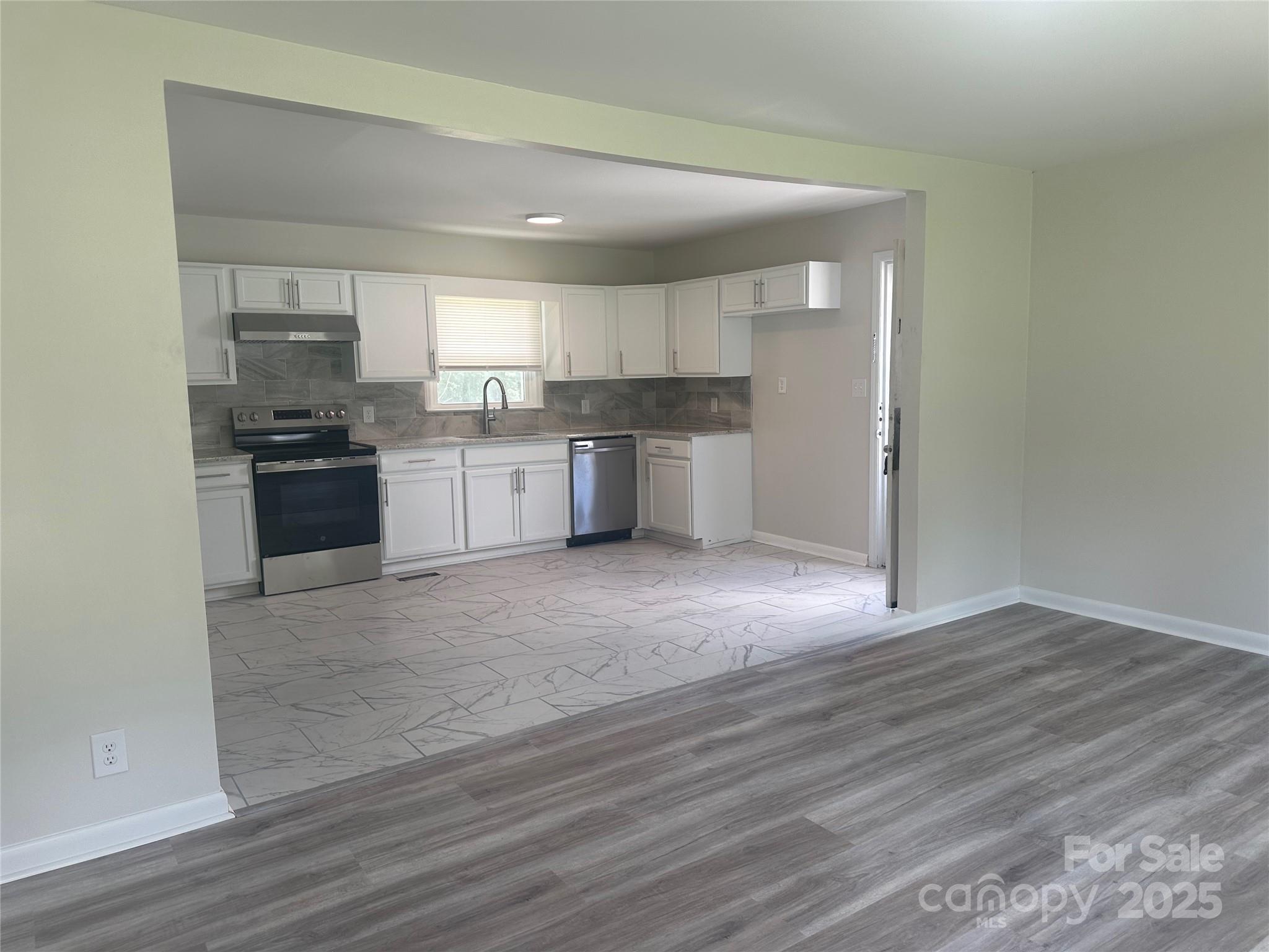 2021 Hollandale Drive — Gastonia