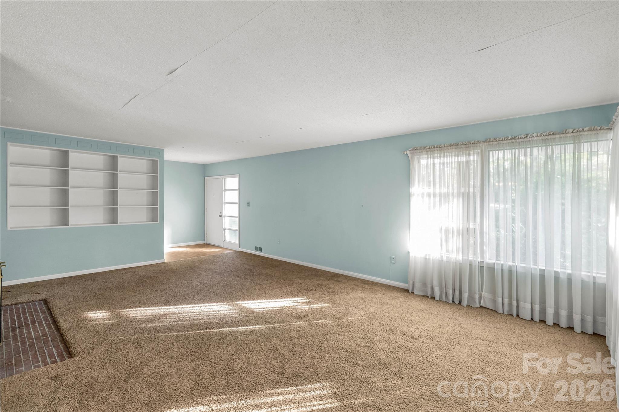 406 N Pine Street — Lancaster