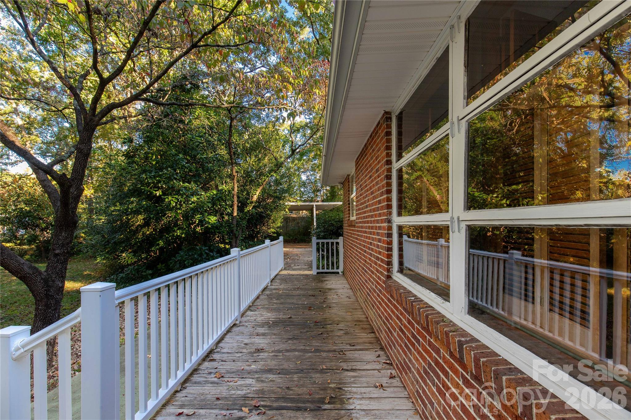 406 N Pine Street — Lancaster