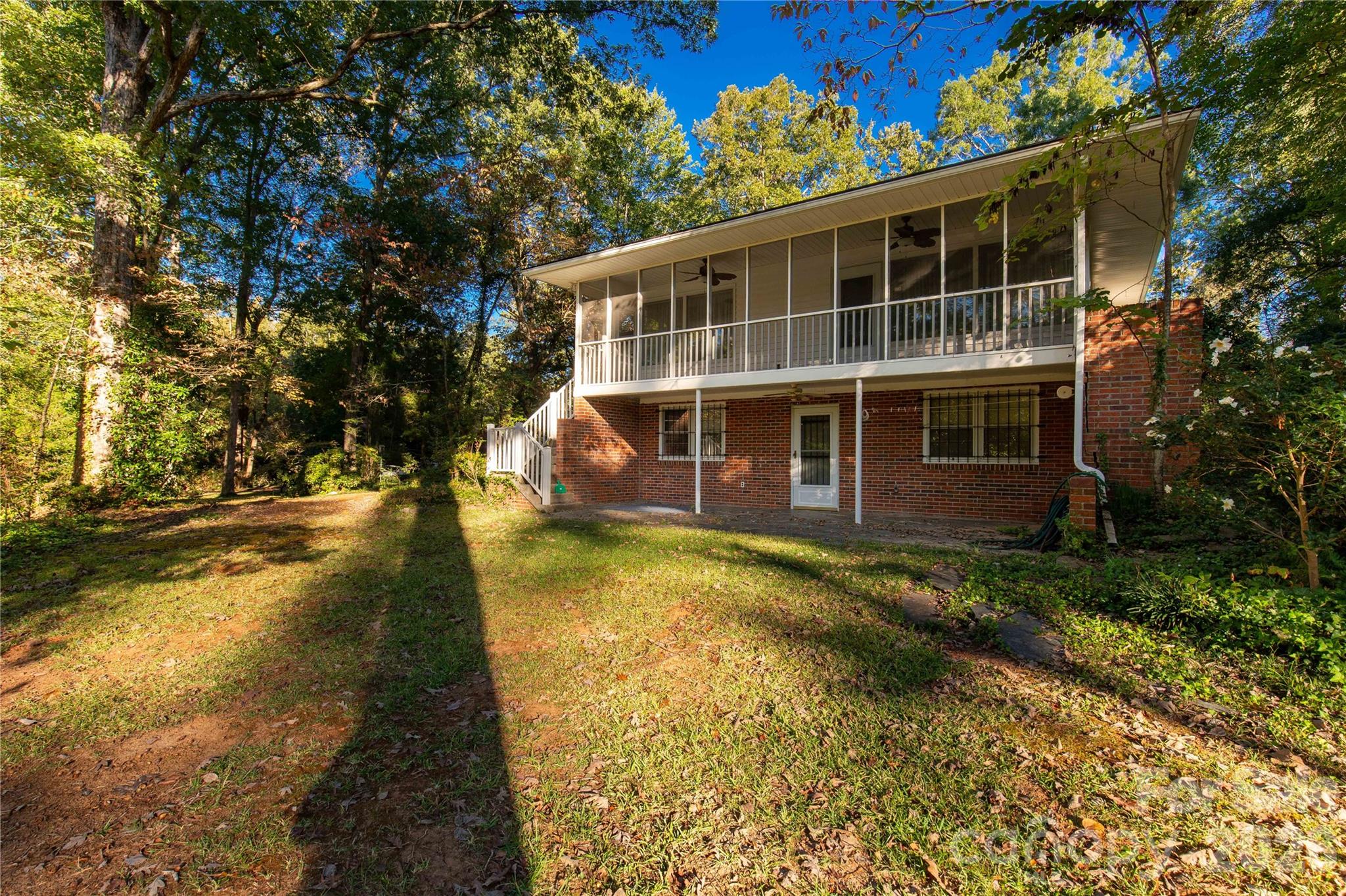 406 N Pine Street — Lancaster