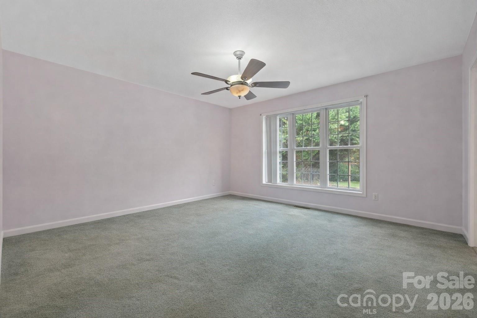 372 Kingfisher Lane — Mills River