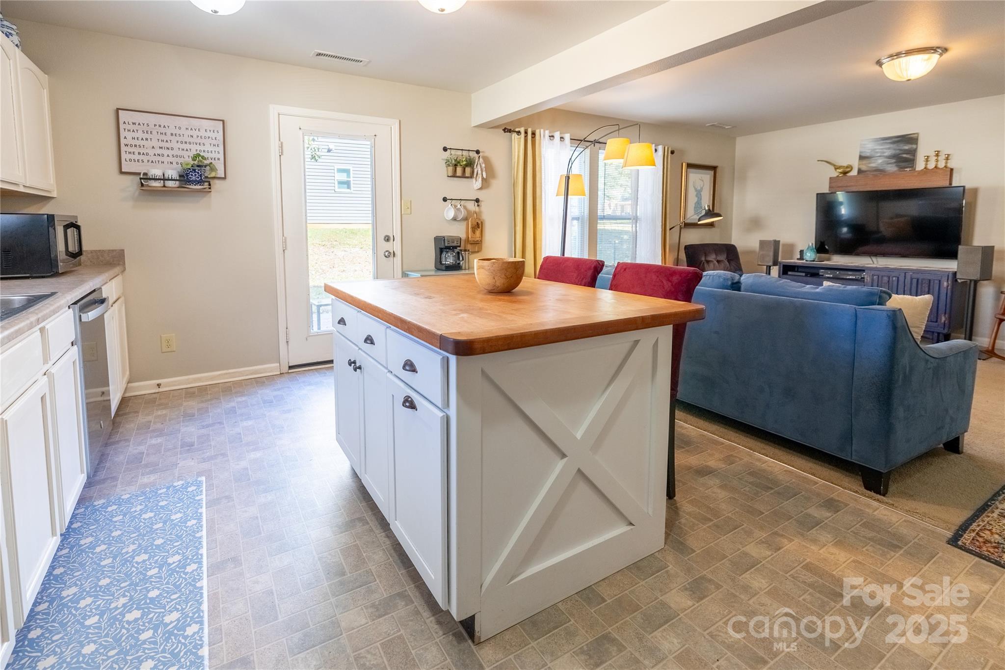 600 N Mulberry Street — Statesville