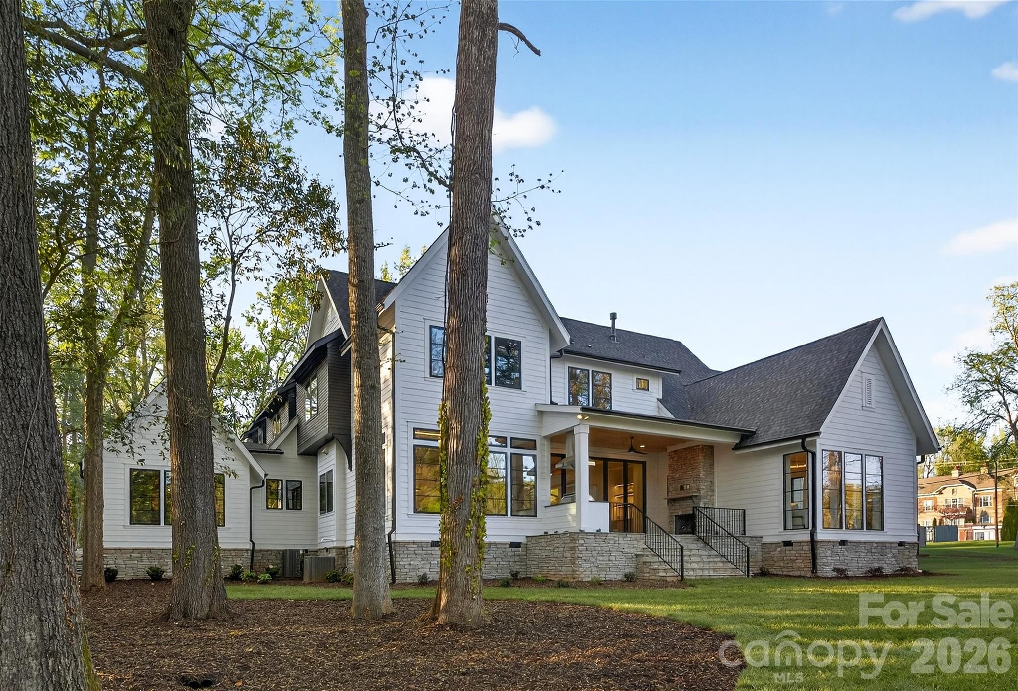 1209 Meadowood Lane — Charlotte
