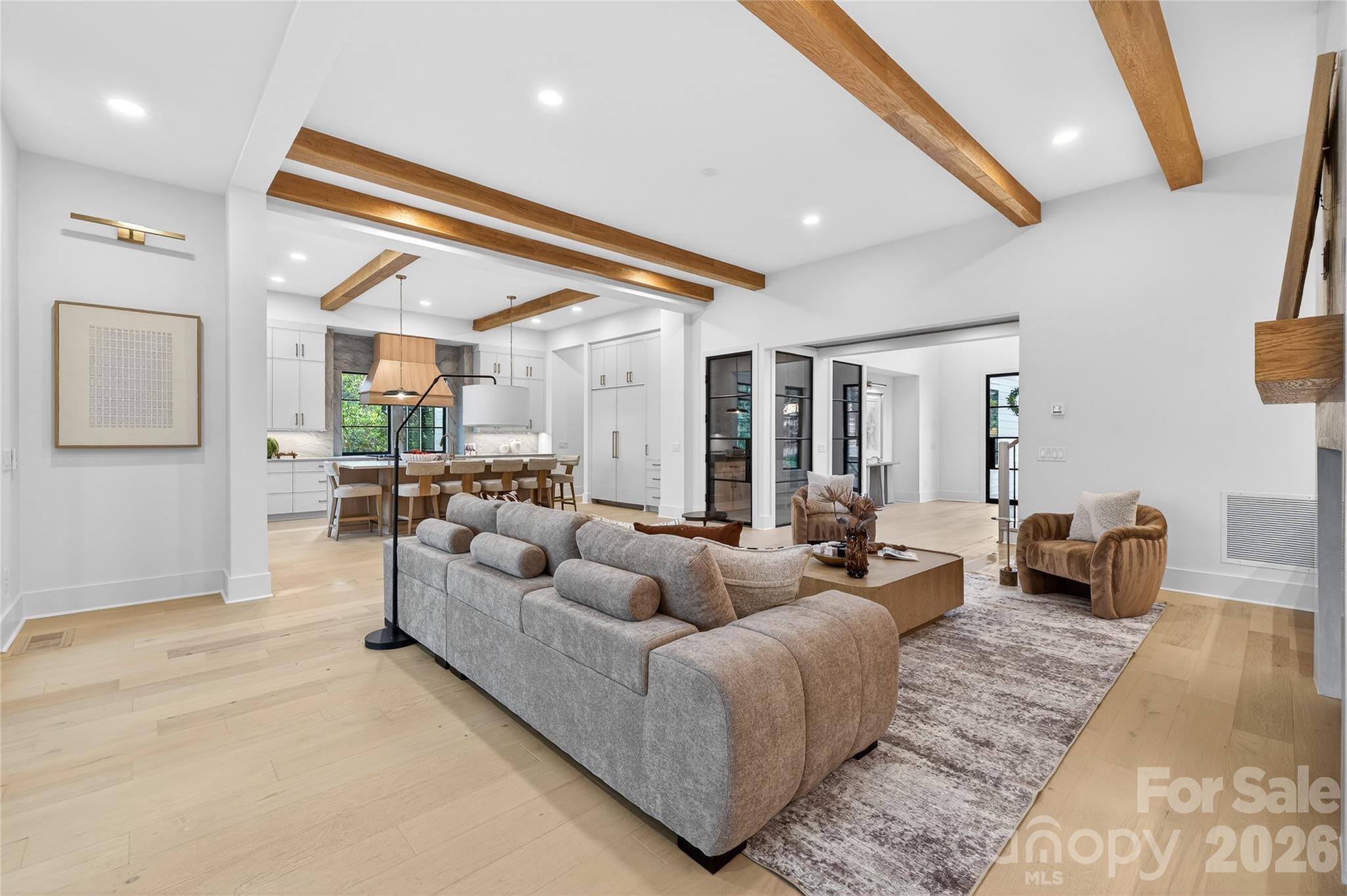 1209 Meadowood Lane — Charlotte