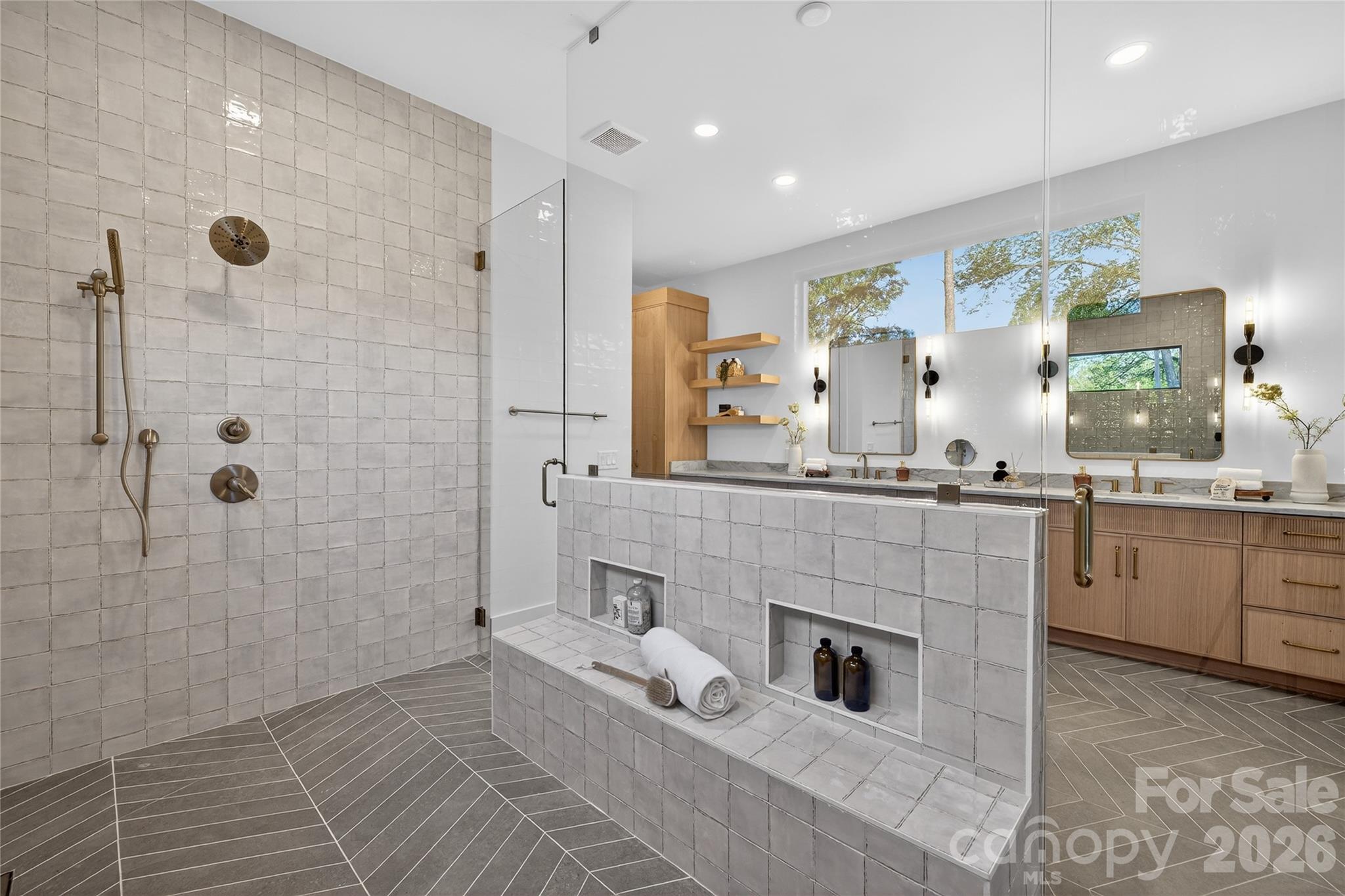 1209 Meadowood Lane — Charlotte