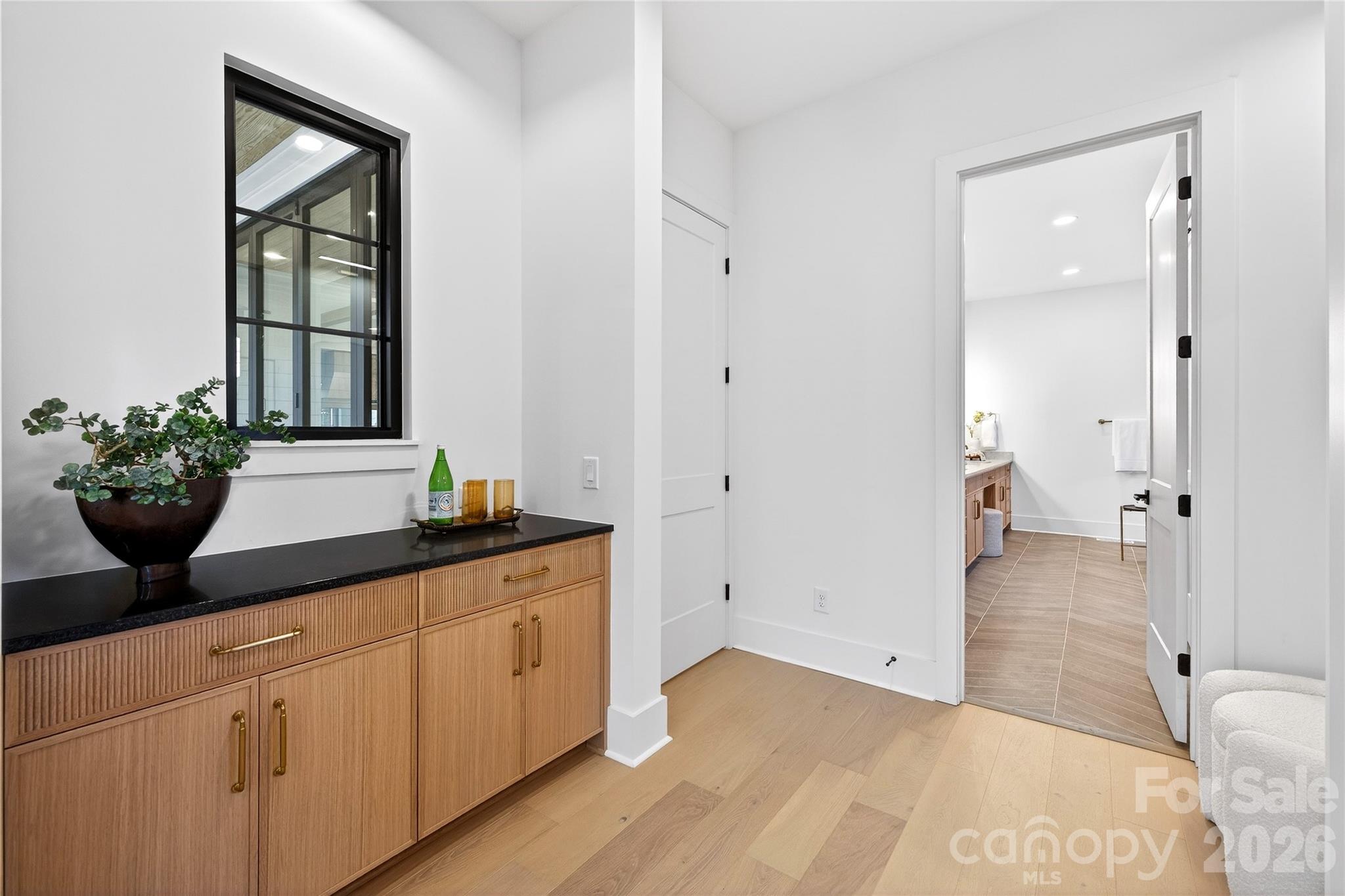 1209 Meadowood Lane — Charlotte