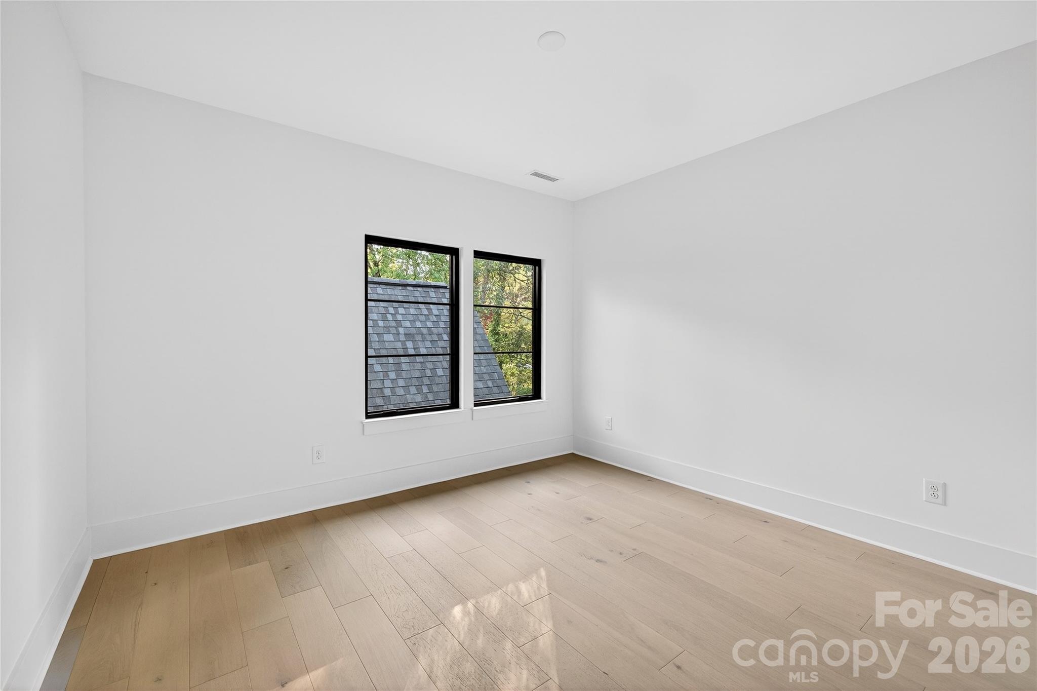 1209 Meadowood Lane — Charlotte