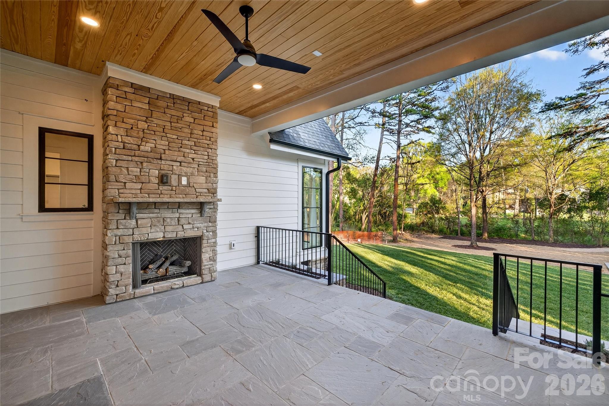 1209 Meadowood Lane — Charlotte