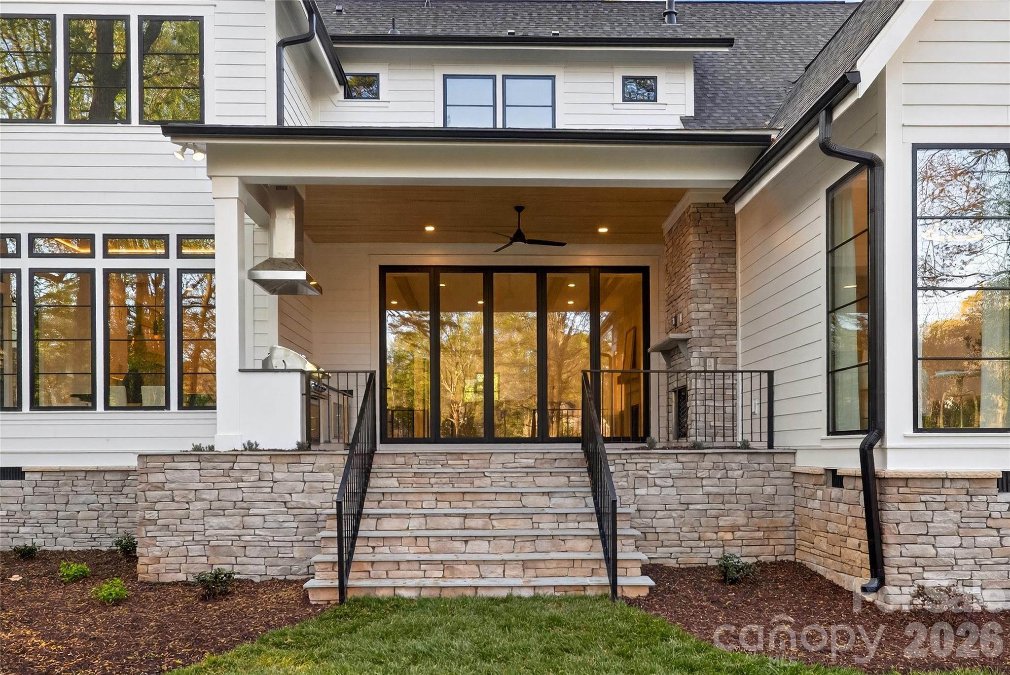 1209 Meadowood Lane — Charlotte