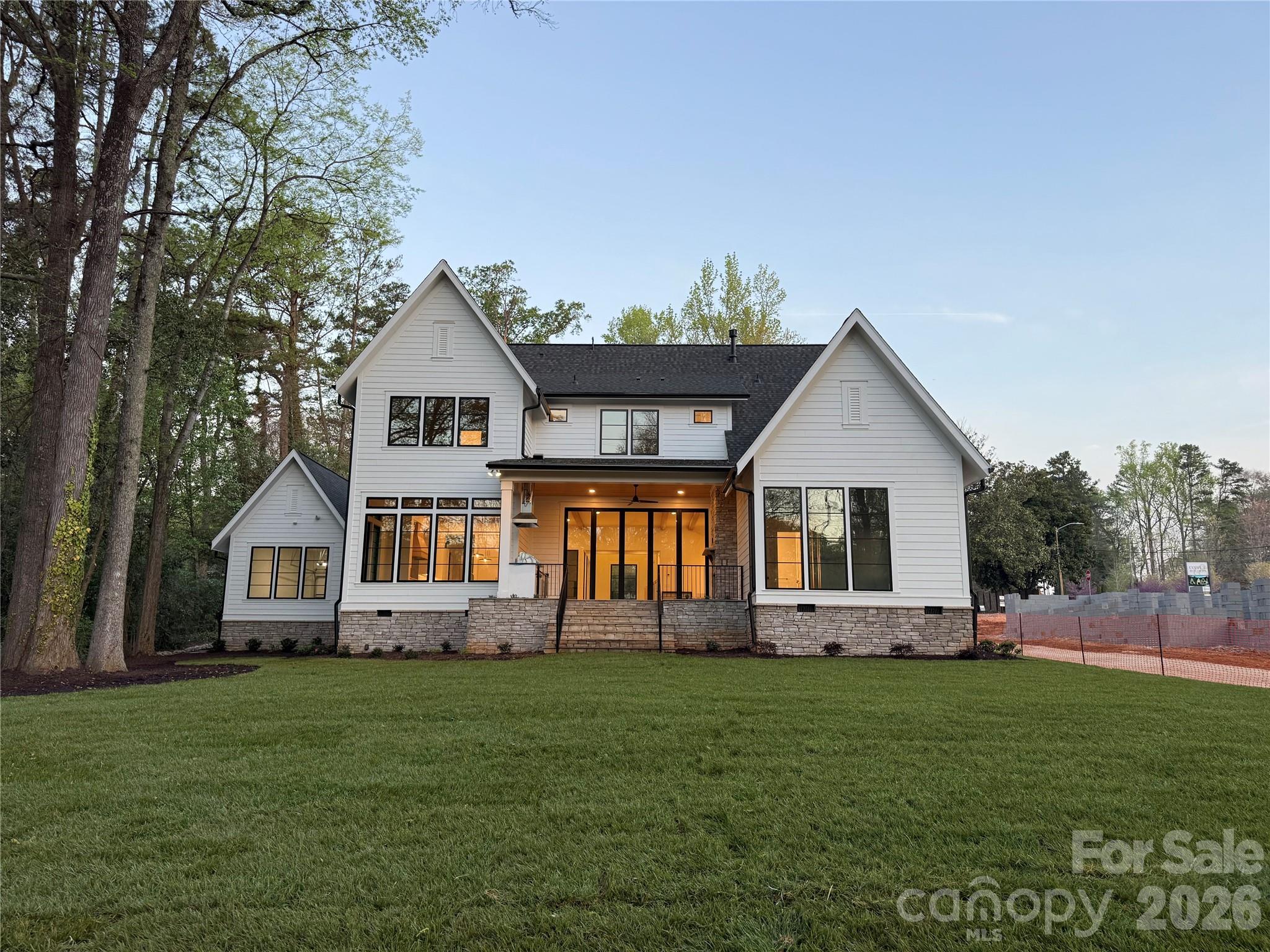 1209 Meadowood Lane — Charlotte
