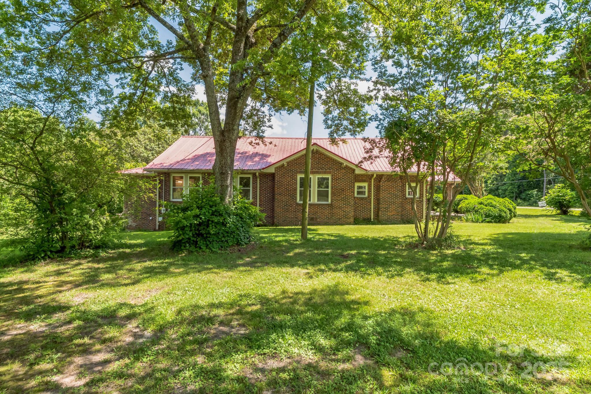 2491 Highway 274 Highway — Cherryville