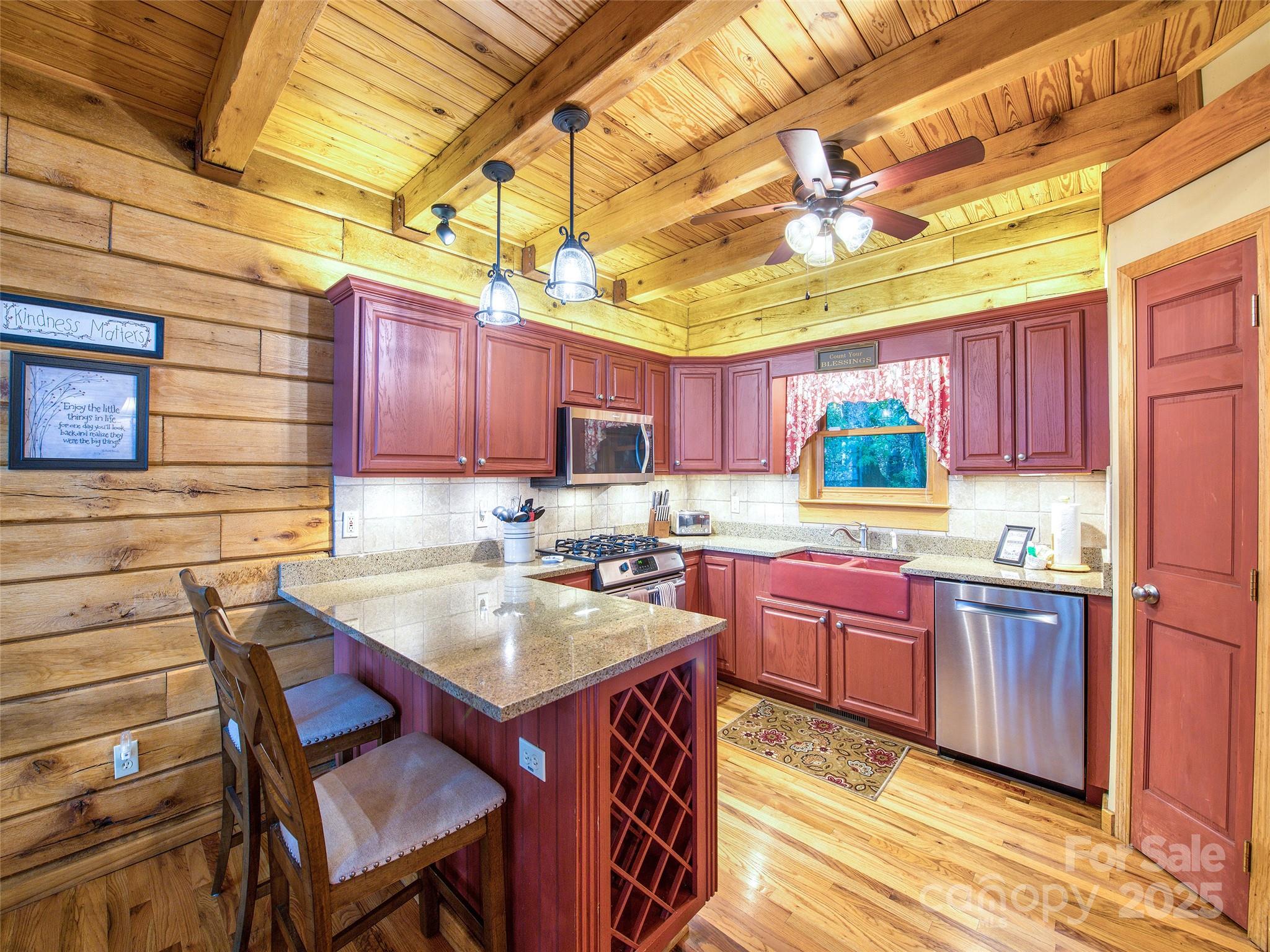 382 Walela Trail — Maggie Valley