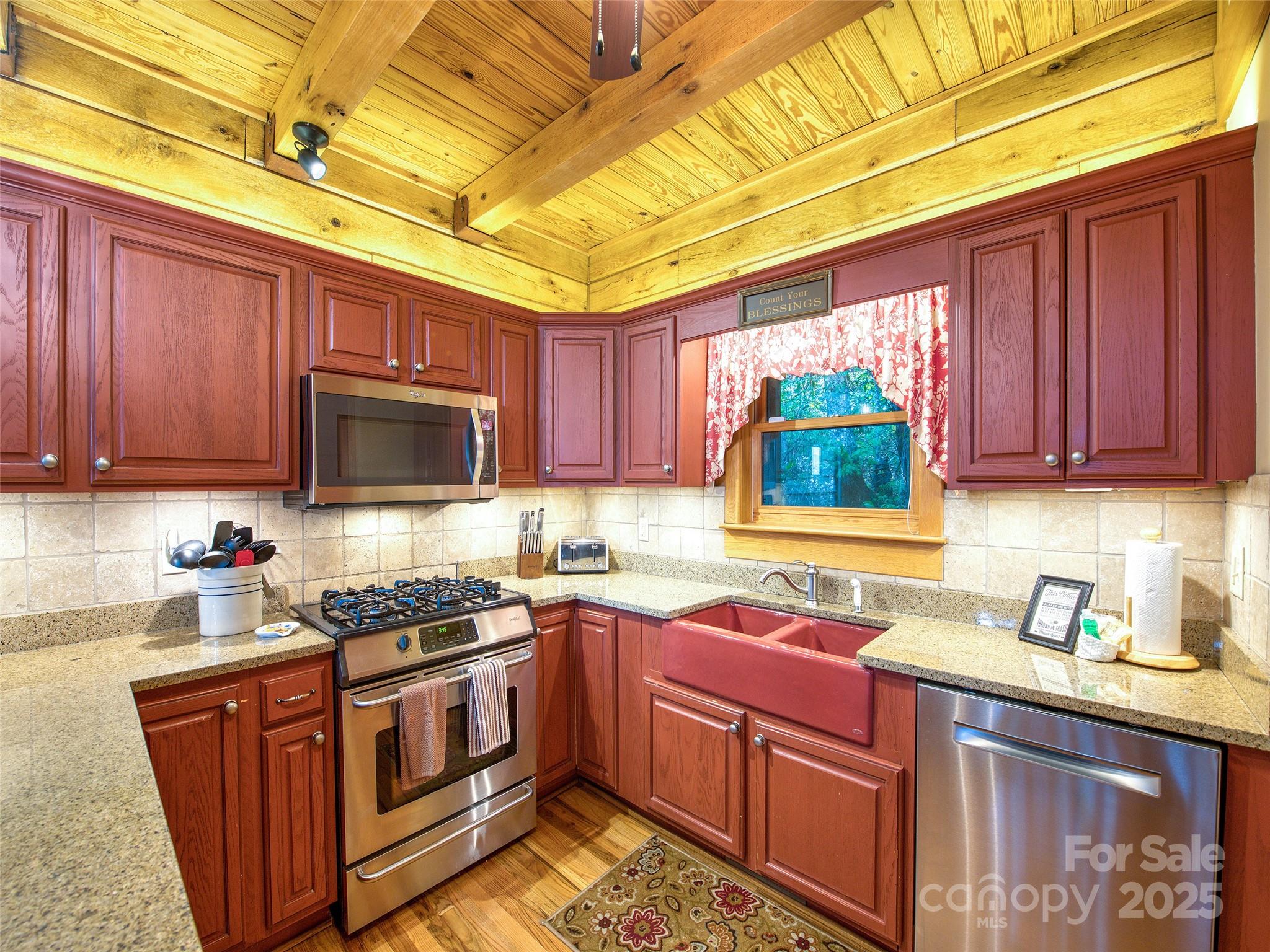 382 Walela Trail — Maggie Valley