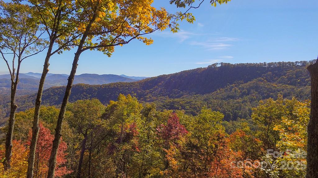382 Walela Trail — Maggie Valley