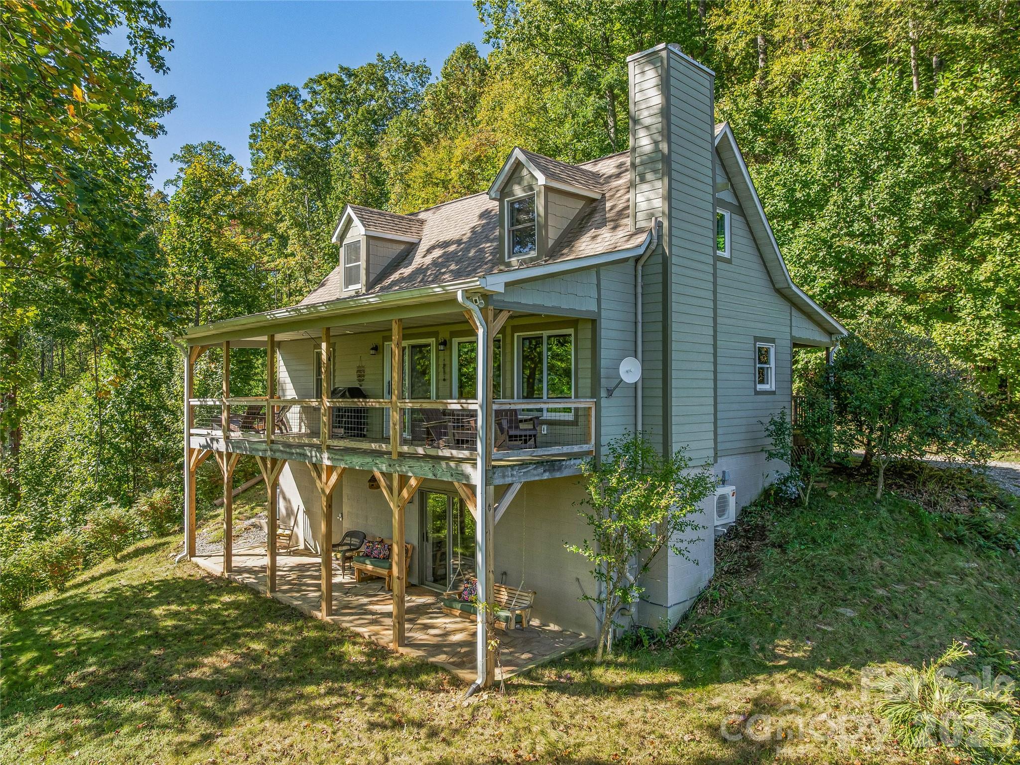 382 Black Oak Cove Road — Candler